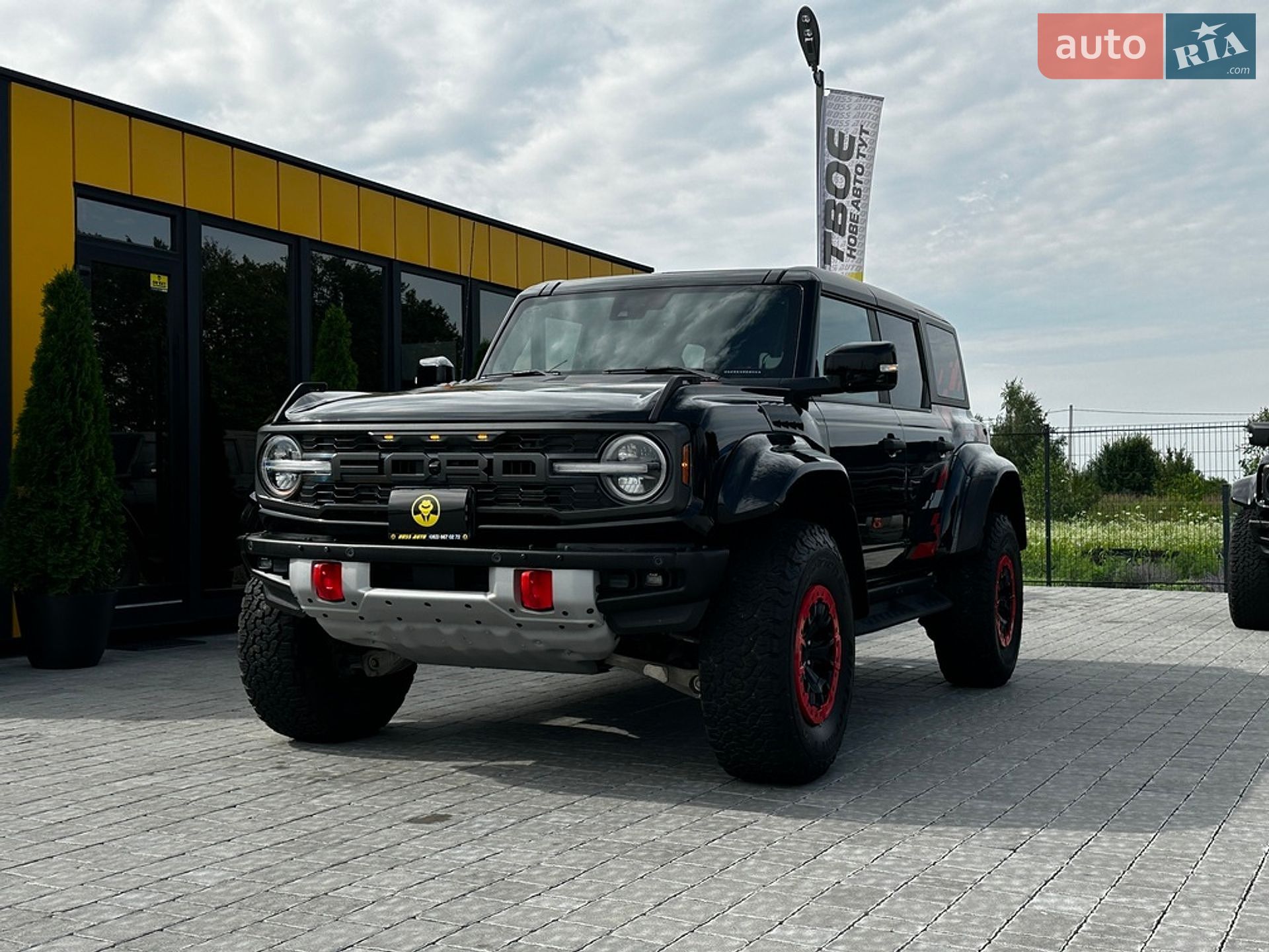 Ford Bronco 2024 VIN 1FMEE0RR5RLA62171 фото оголошення 7 з 64