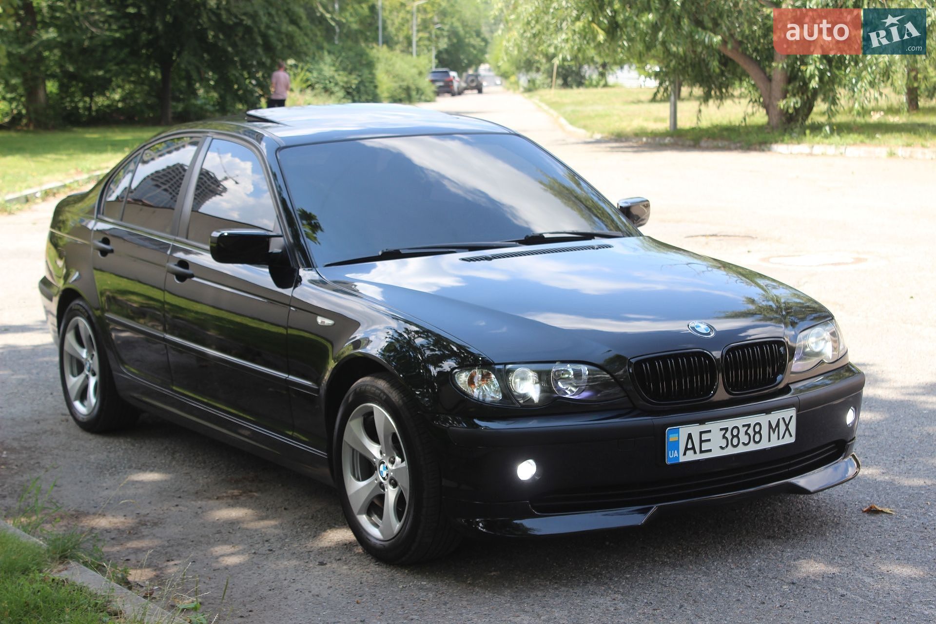 BMW 3 Series 2004 VIN WBAEY71010FT13011 фото оголошення 3 з 33