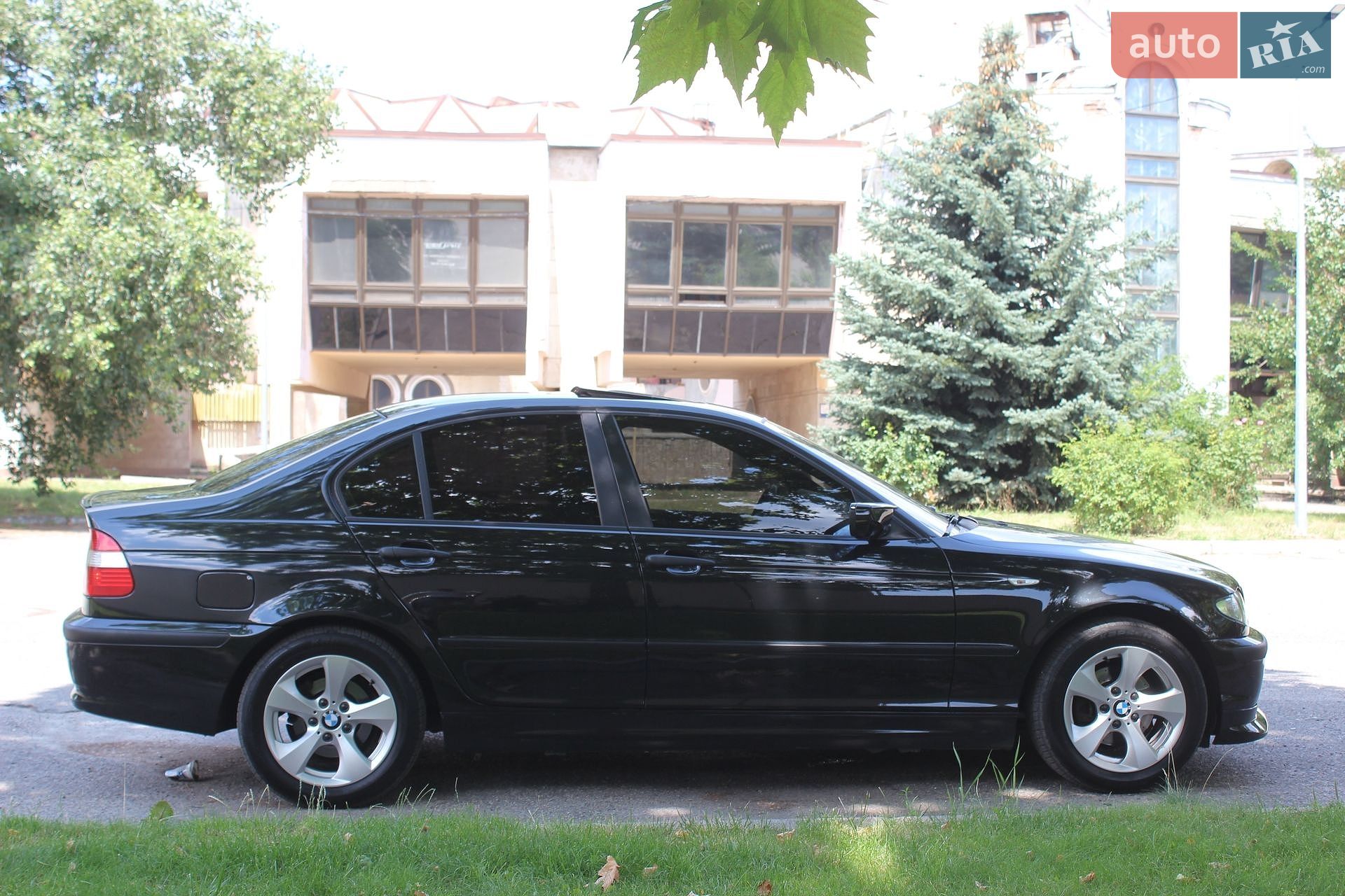 BMW 3 Series 2004 VIN WBAEY71010FT13011 фото оголошення 9 з 33