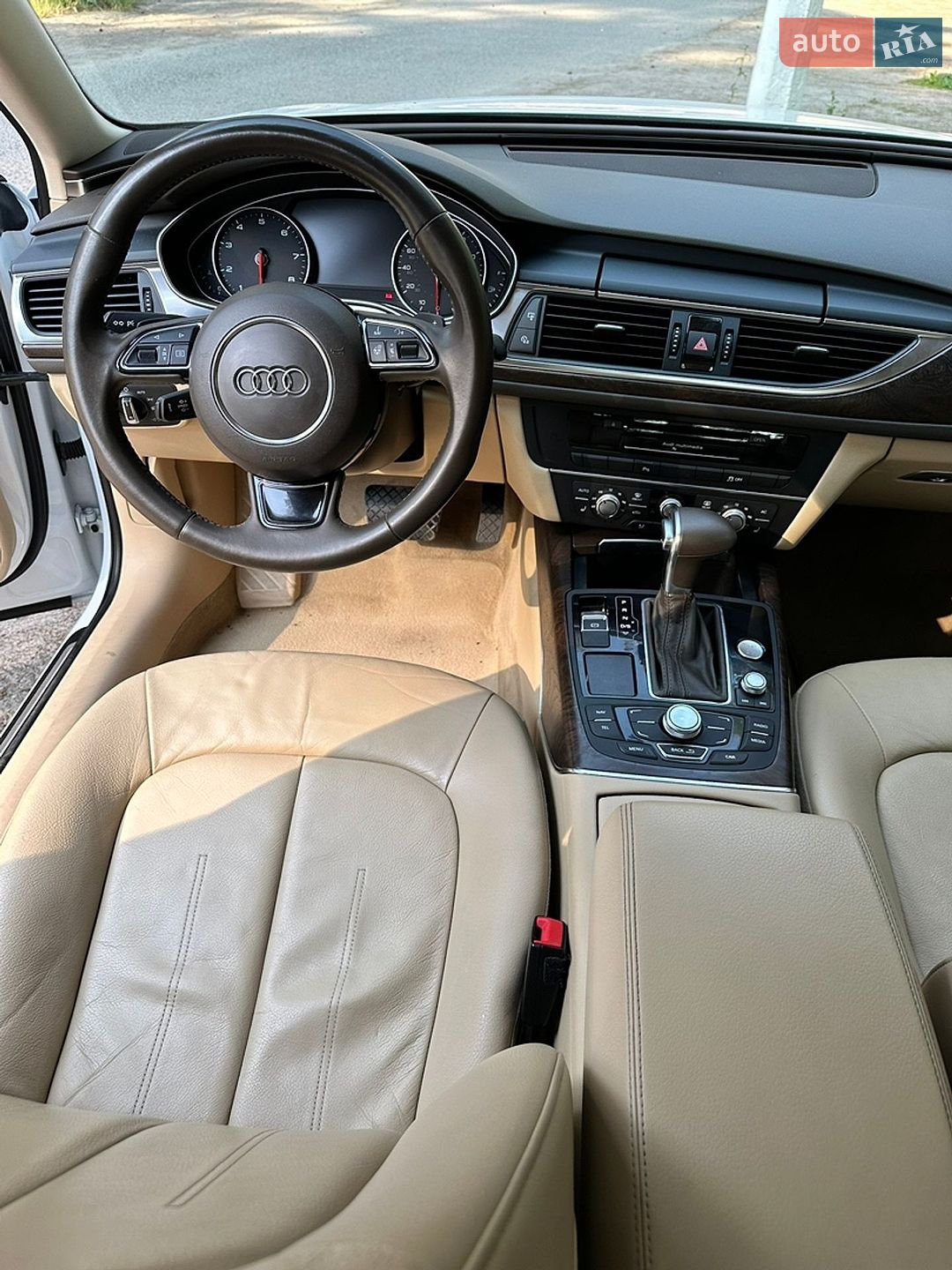 Audi A6 2013 VIN WAUDFAFC1DN109497 фото оголошення 8 з 11