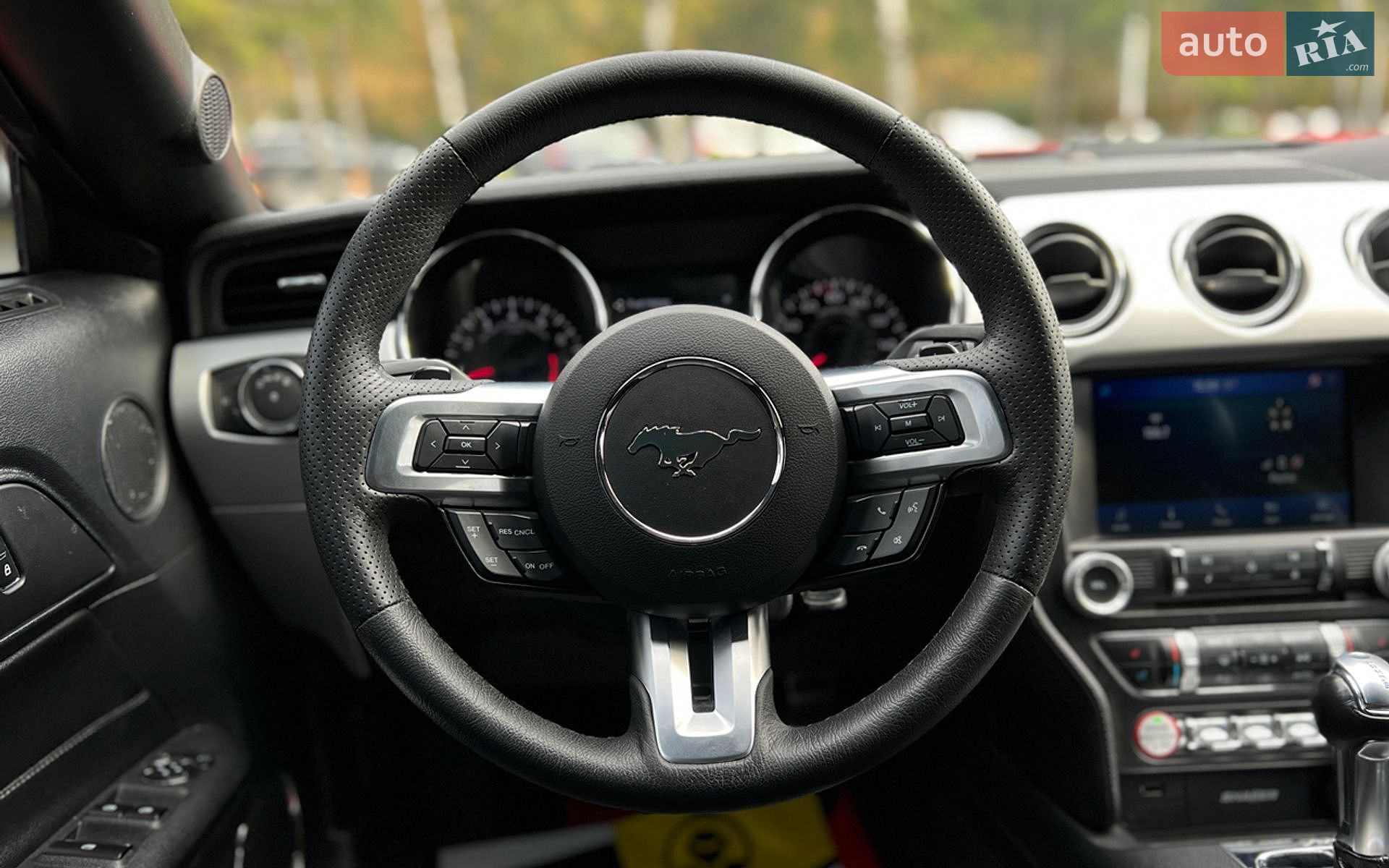Ford Mustang 2015 VIN 1FATP8FF6G5216828 фото оголошення 10 з 21