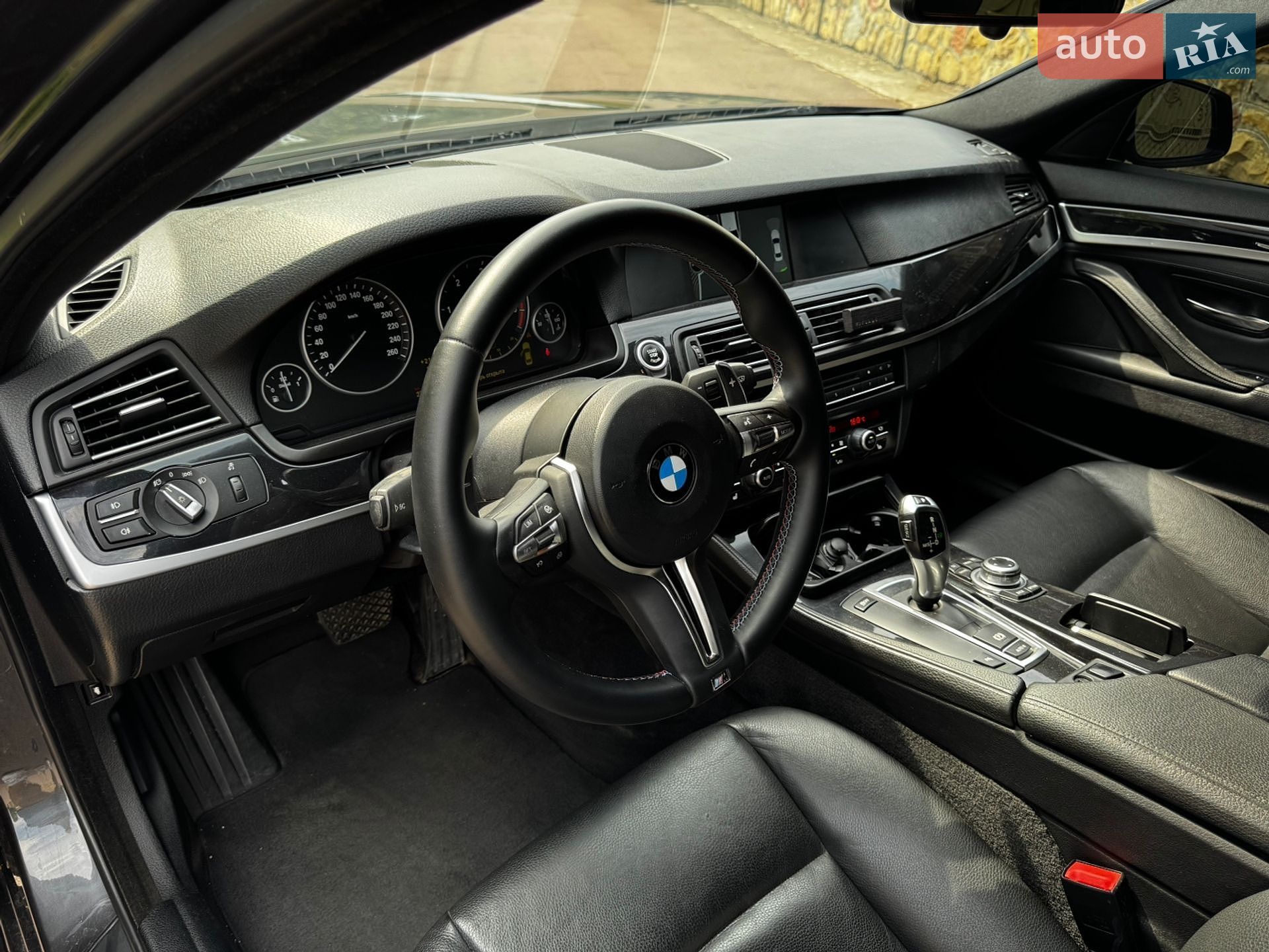 BMW 5 Series 2010 VIN WBAFW31020C555729 фото оголошення 9 з 18
