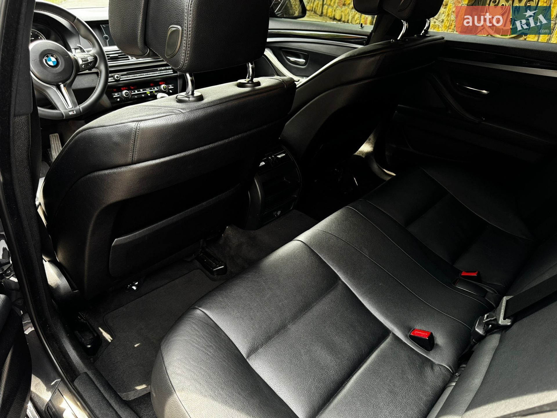 BMW 5 Series 2010 VIN WBAFW31020C555729 фото оголошення 11 з 18