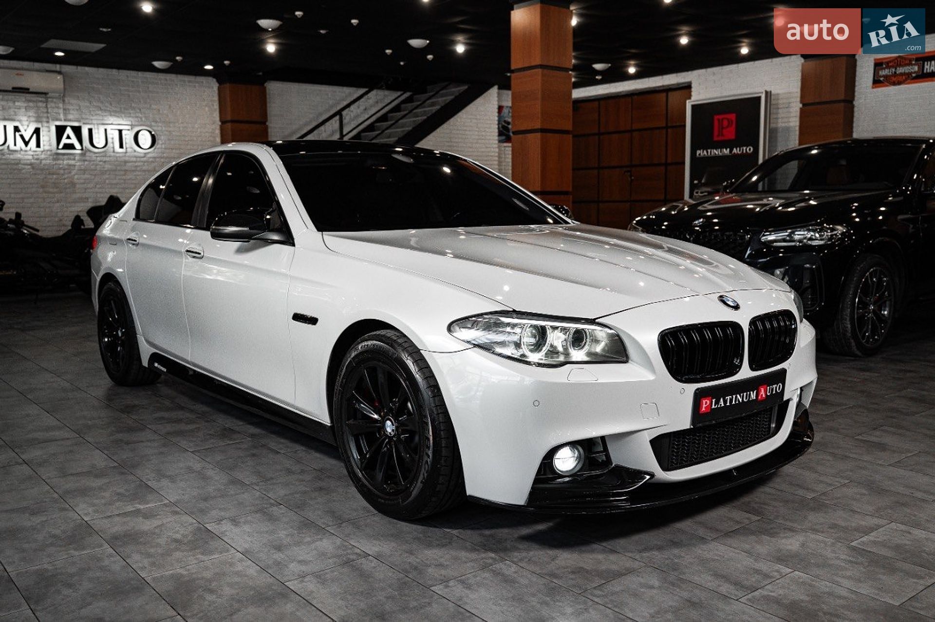 BMW 5 Series 2016 VIN WBA5A31020G369126 фото оголошення 13 з 61