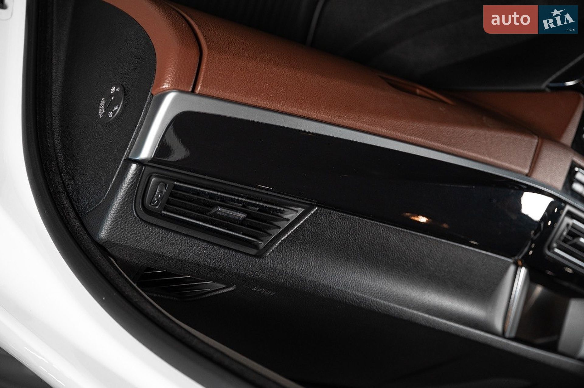 BMW 5 Series 2016 VIN WBA5A31020G369126 фото оголошення 15 з 61