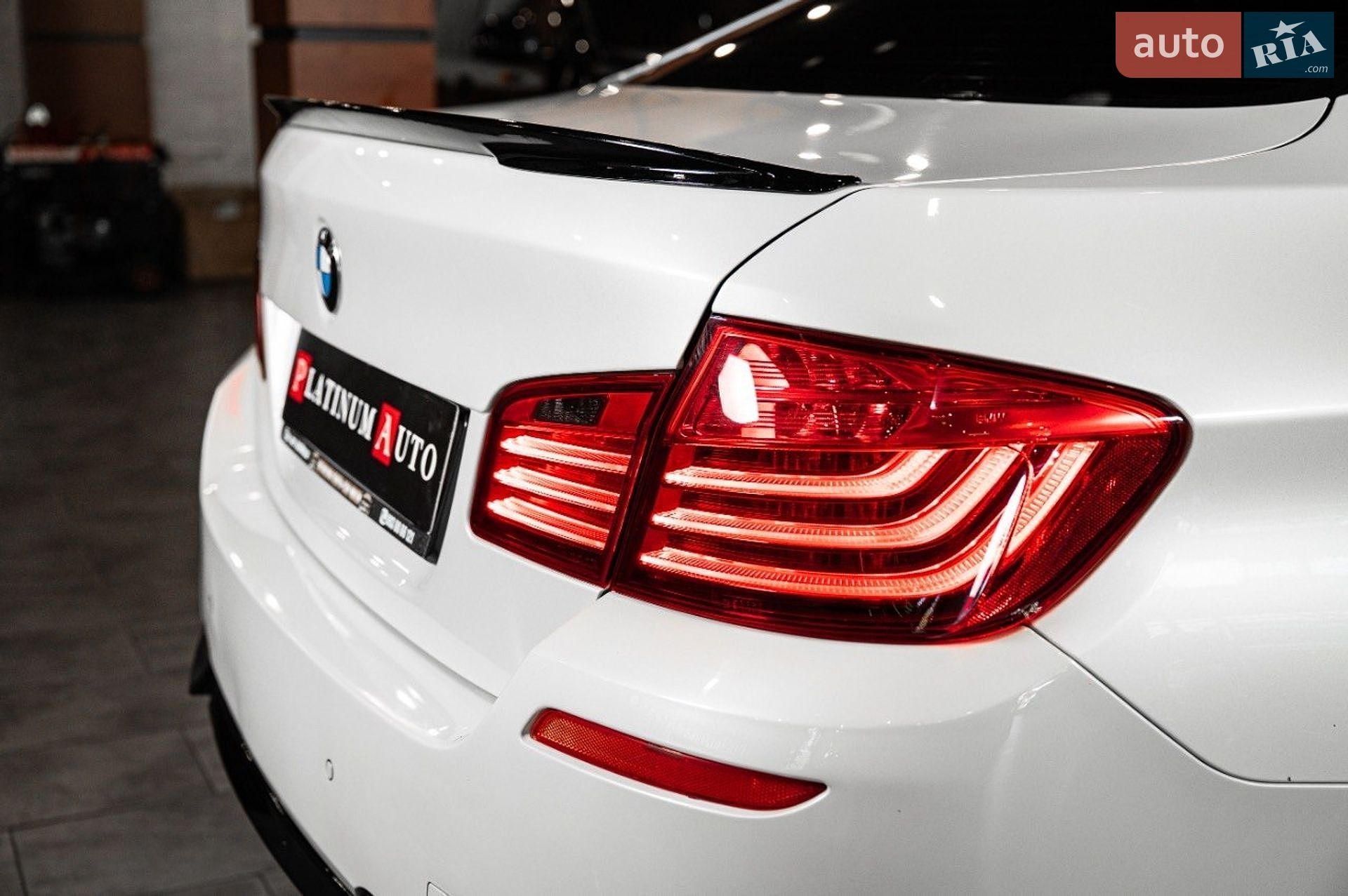 BMW 5 Series 2016 VIN WBA5A31020G369126 фото оголошення 16 з 61