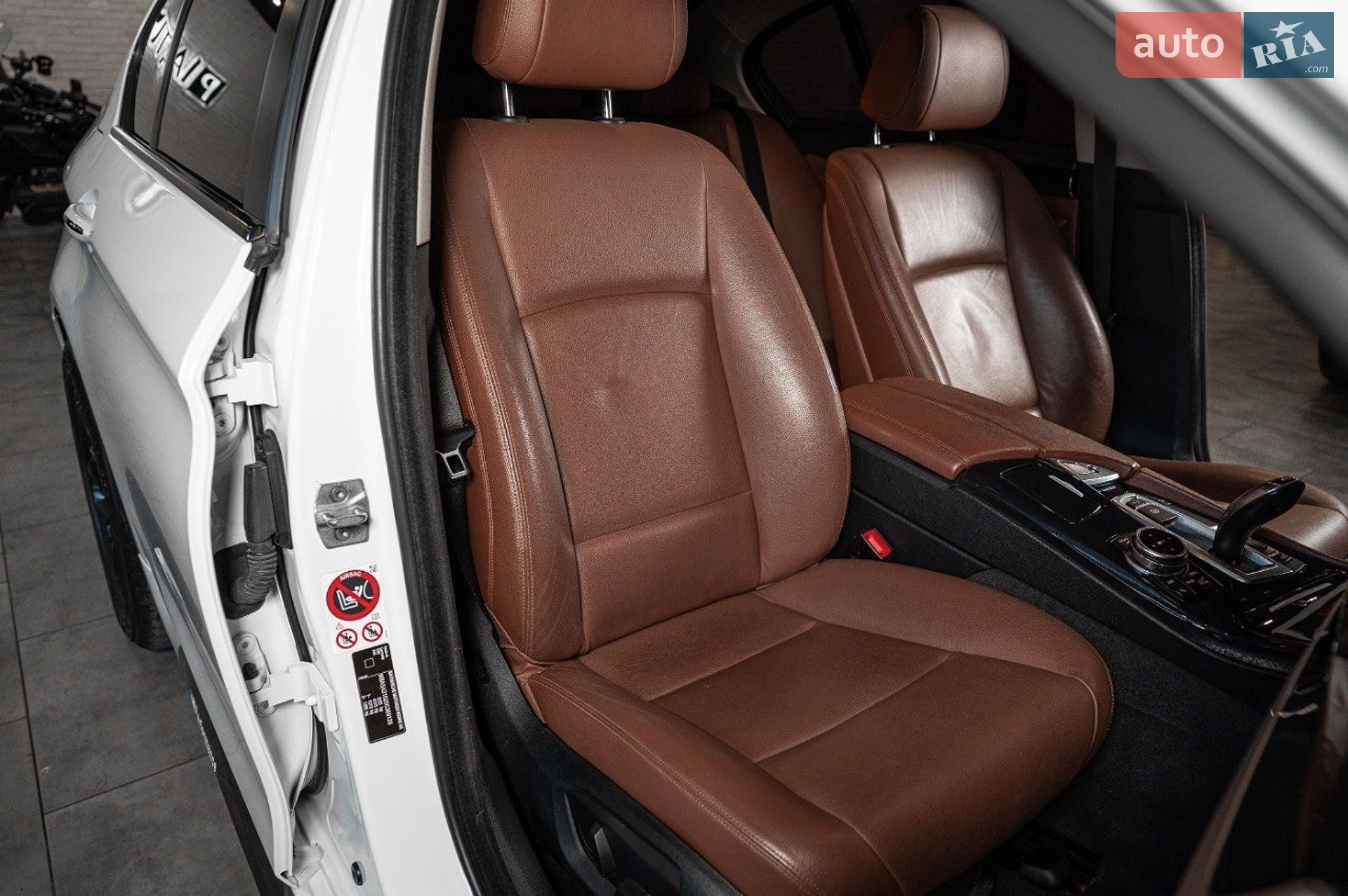 BMW 5 Series 2016 VIN WBA5A31020G369126 фото оголошення 25 з 61