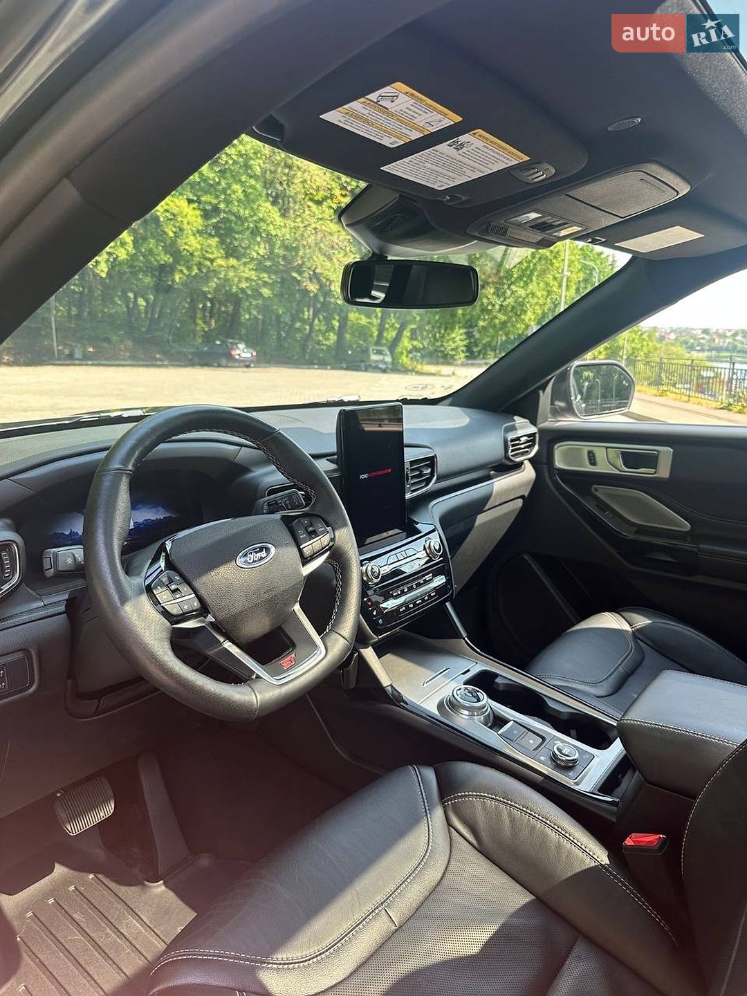 Ford Explorer 2022 VIN 1FM5K8GCXNGB03595 фото оголошення 15 з 28