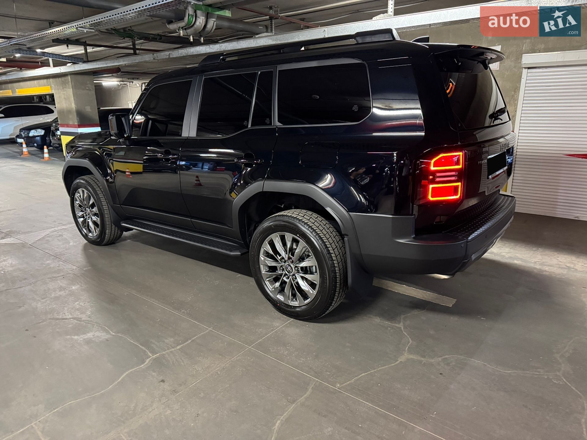 Toyota Land Cruiser Prado 2025 VIN JTEAR3AJ40K040472 фото оголошення 5 з 32