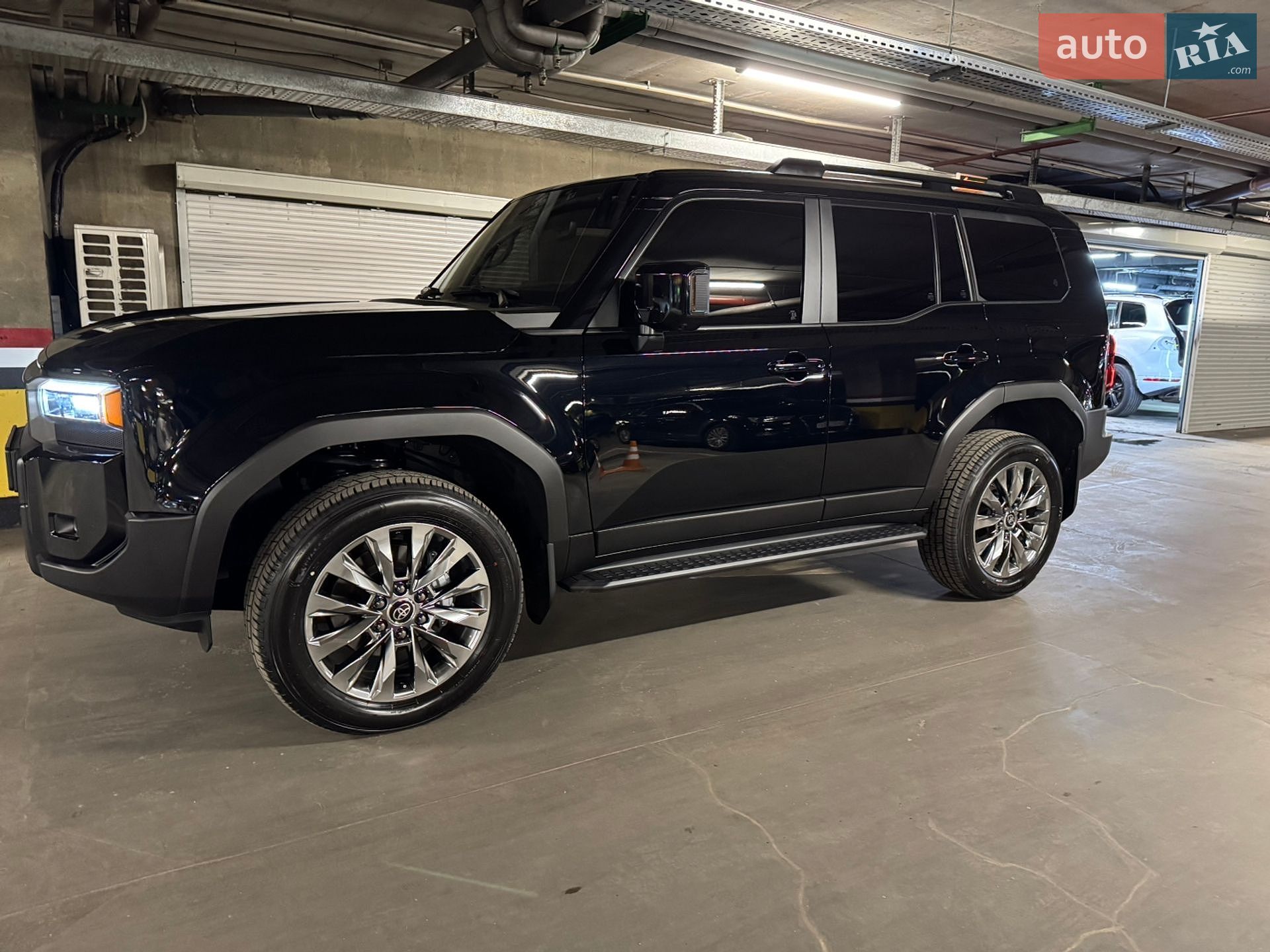 Toyota Land Cruiser Prado 2025 VIN JTEAR3AJ40K040472 фото оголошення 4 з 32