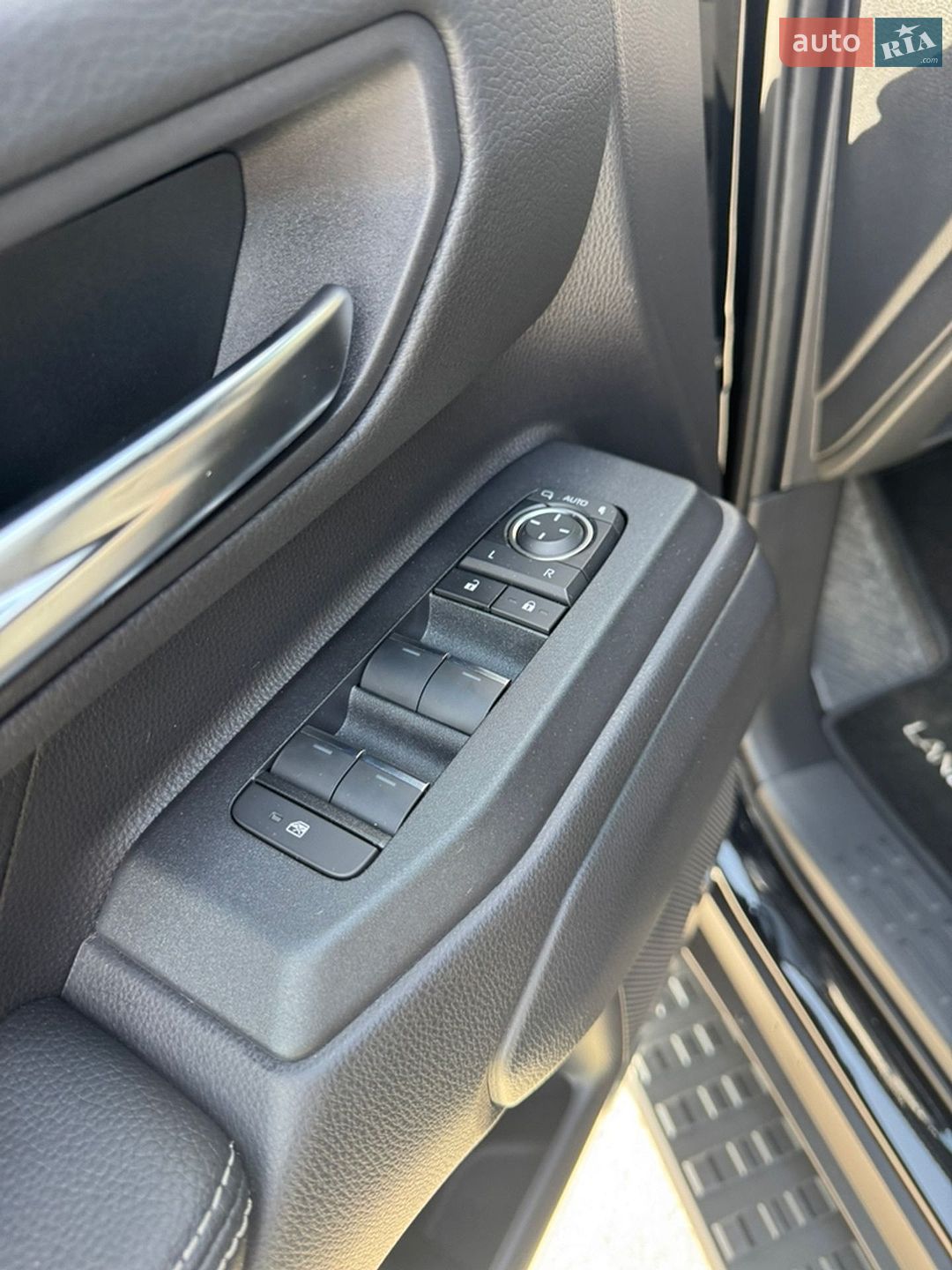 Toyota Land Cruiser Prado 2025 VIN JTEAR3AJ40K040472 фото оголошення 15 з 27