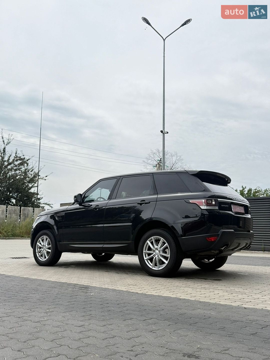 Land Rover Range Rover Sport 2016 VIN SALWG2KF8GA639694 фото оголошення 13 з 35