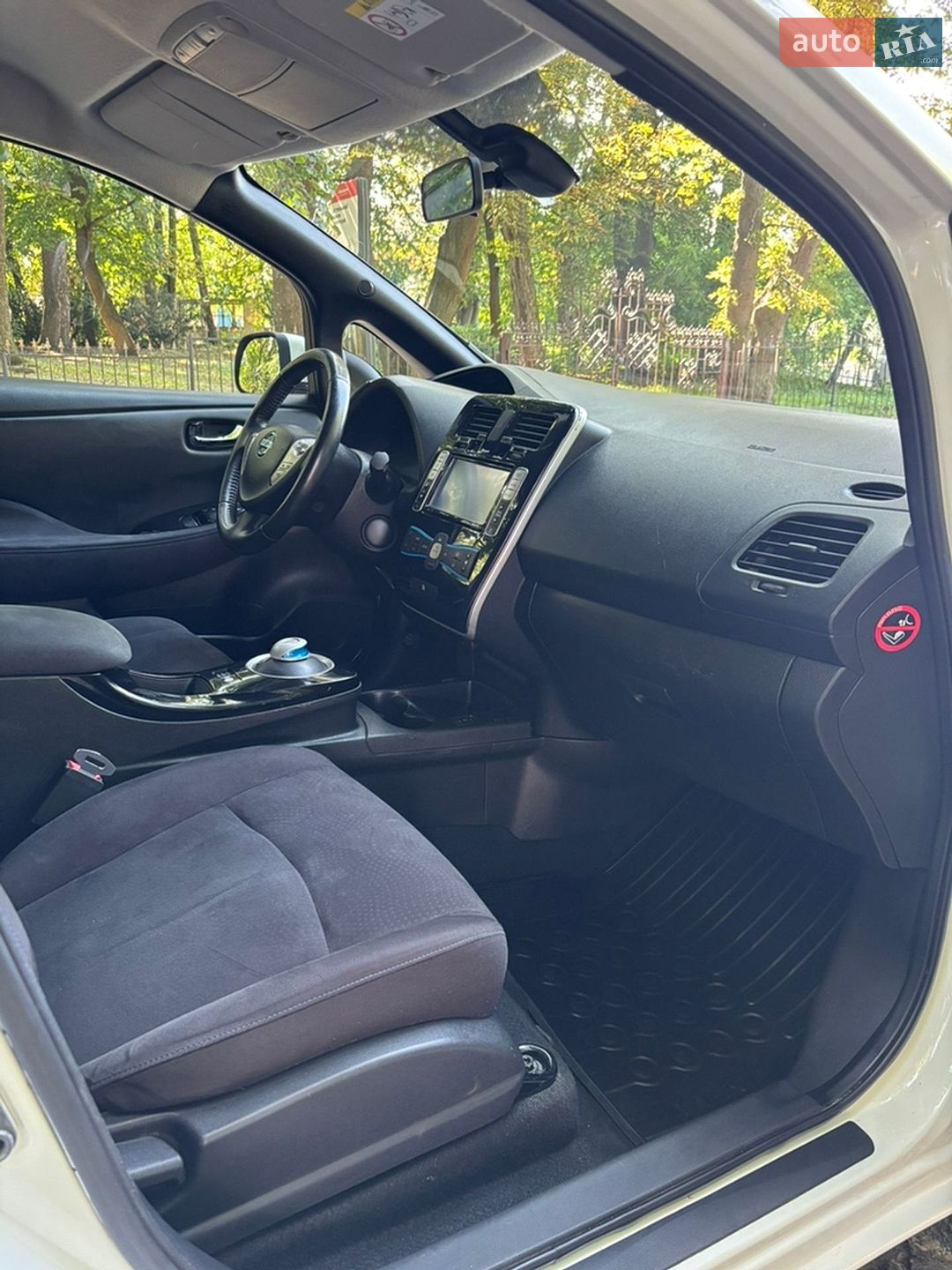 Nissan Leaf 2013 VIN SJNFAAZE0U6006976 фото оголошення 8 з 21