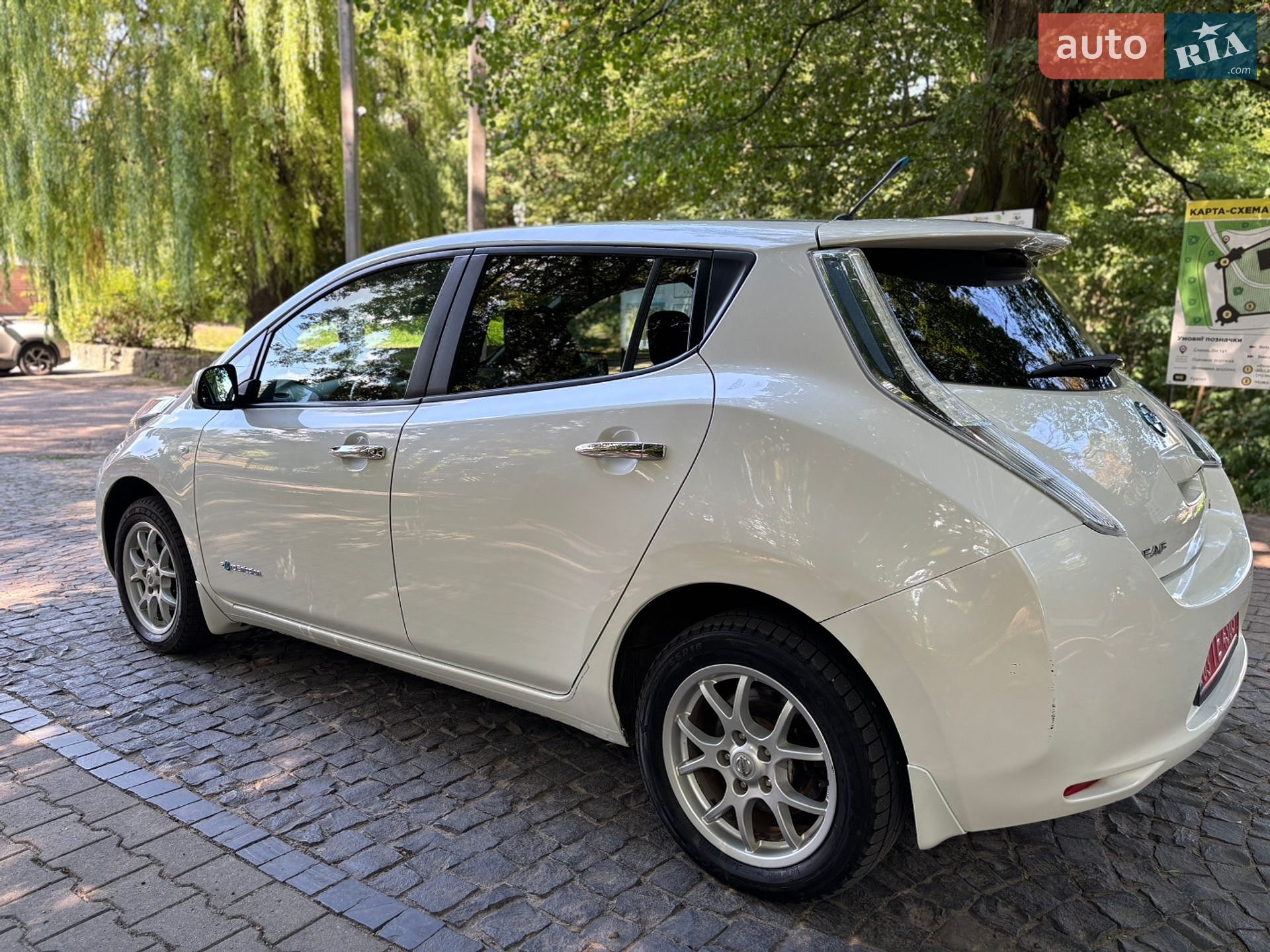 Nissan Leaf 2013 VIN SJNFAAZE0U6006976 фото оголошення 4 з 21