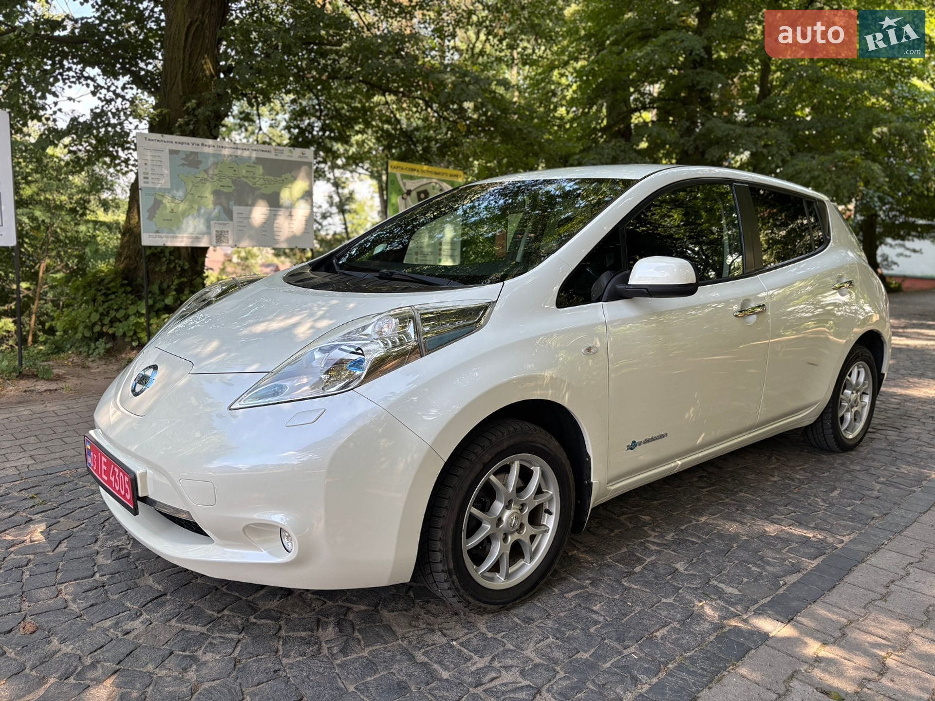 Nissan Leaf 2013 VIN SJNFAAZE0U6006976 фото оголошення 5 з 21