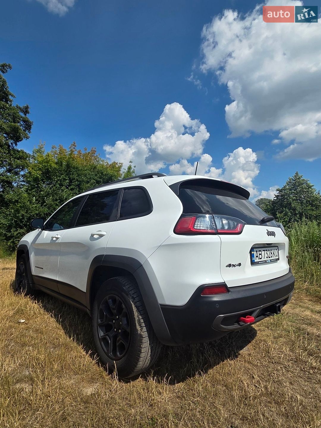 Jeep Cherokee 2019 VIN 1C4PJMBX2LD510313 фото оголошення 7 з 24