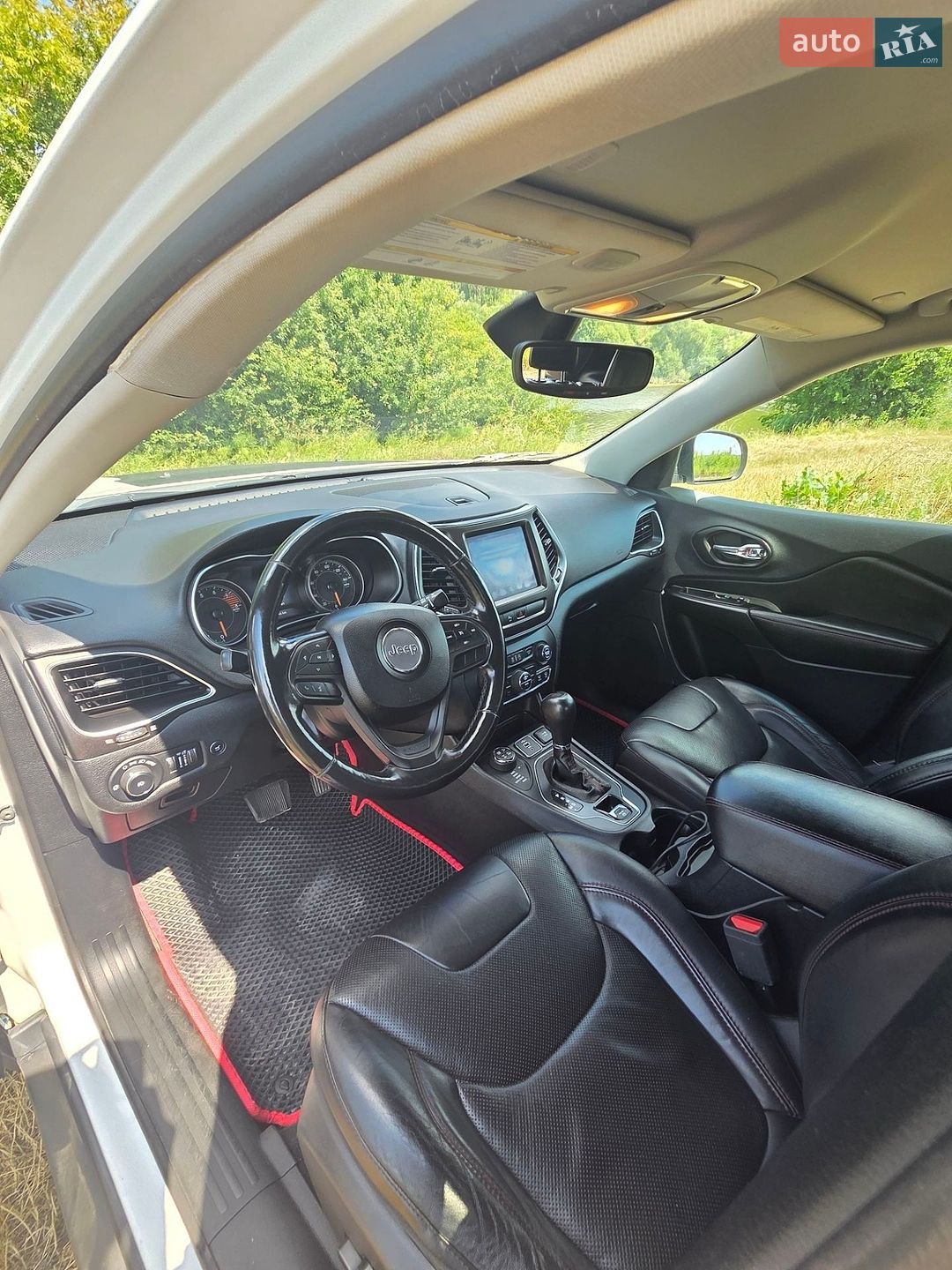 Jeep Cherokee 2019 VIN 1C4PJMBX2LD510313 фото оголошення 18 з 24