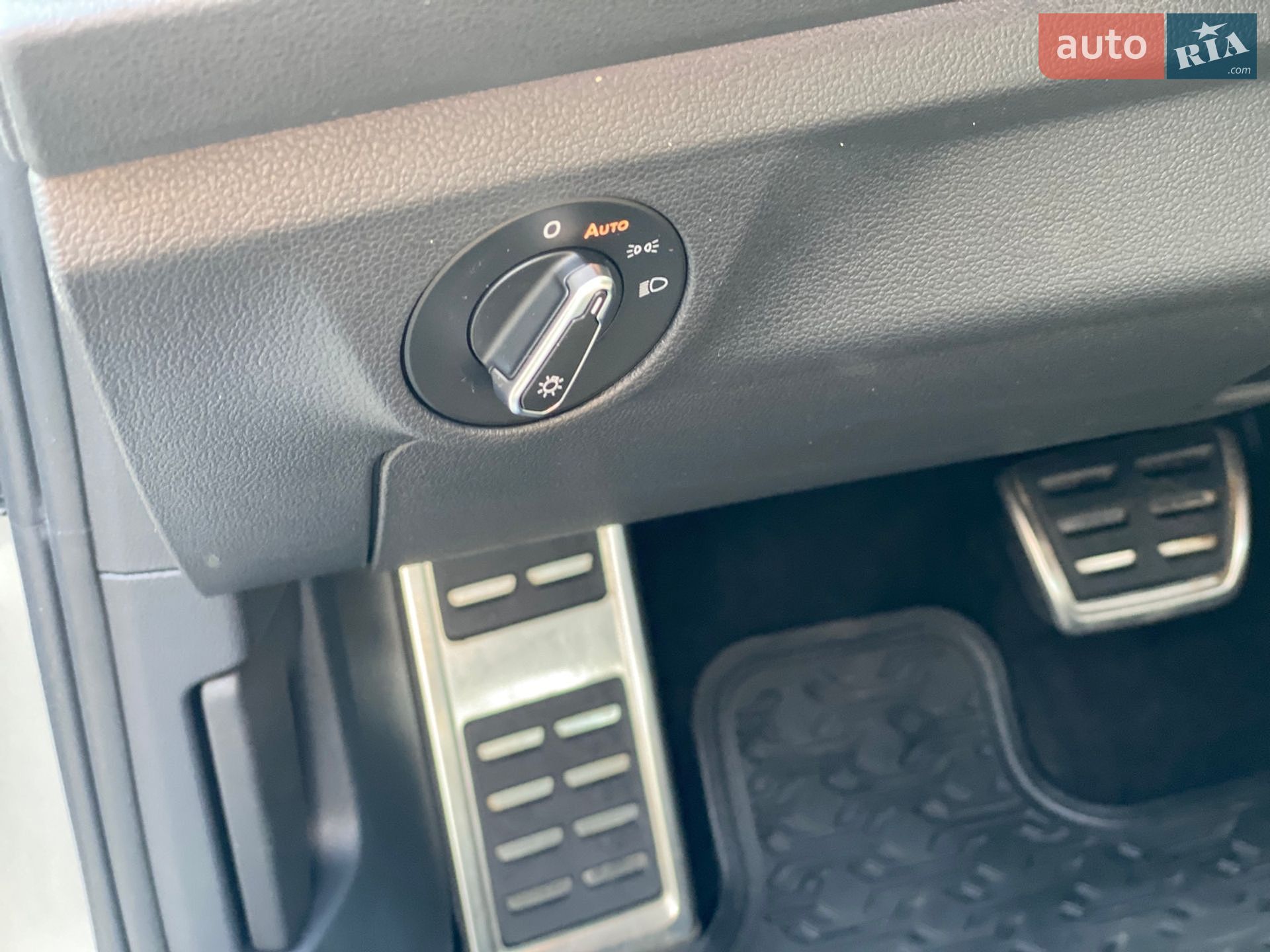 Volkswagen Jetta 2023 VIN 3VWSM7BU7RM029878 фото оголошення 15 з 41