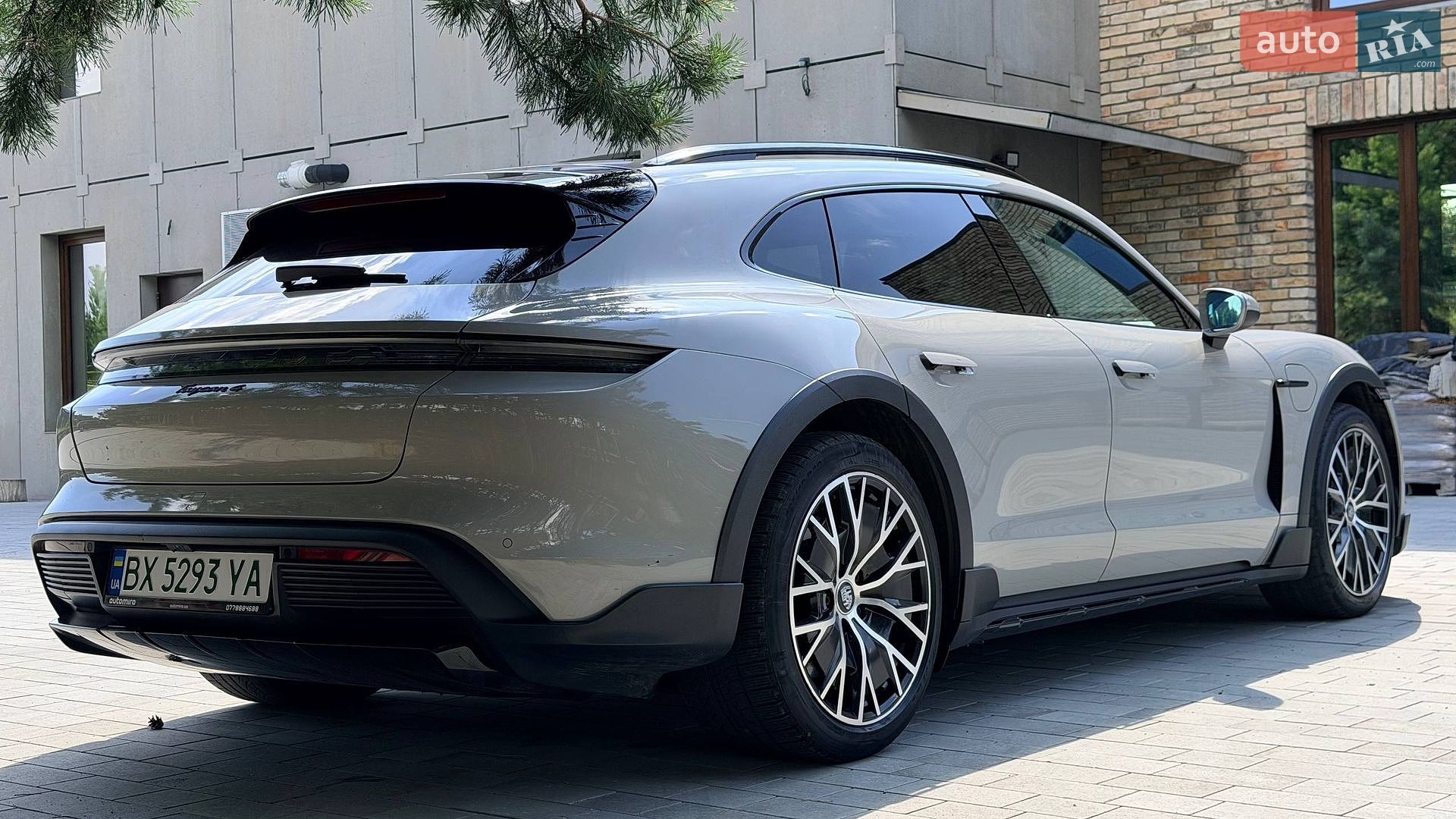 Porsche Taycan Cross Turismo 2021 VIN WP0ZZZY1ZNSA63685 фото оголошення 6 з 53