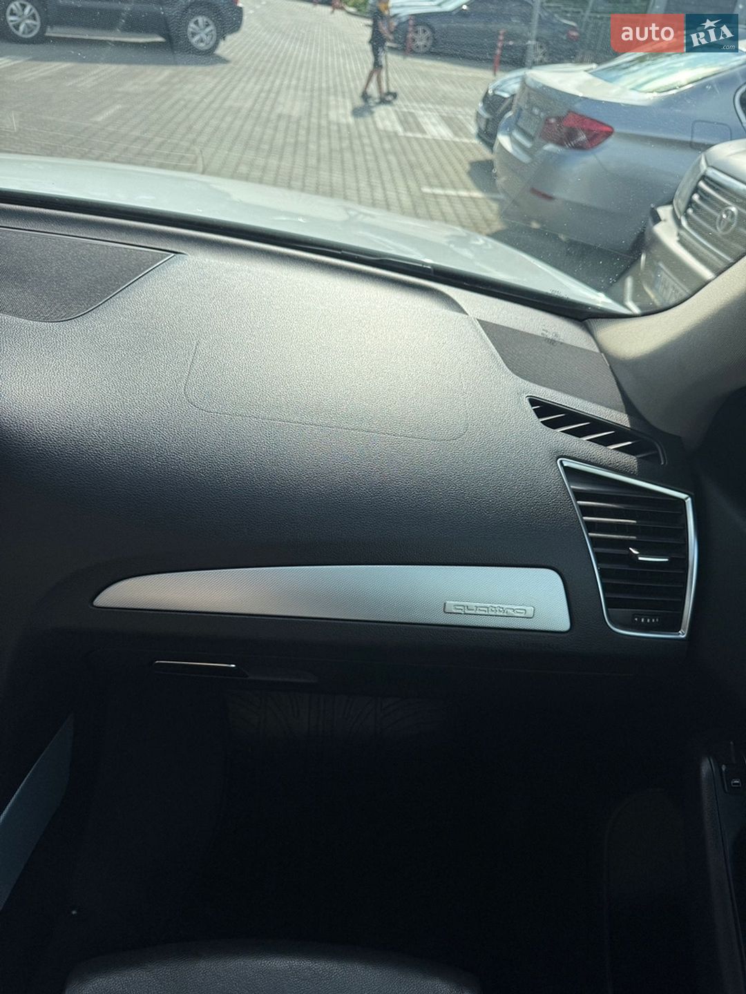 Audi Q5 2010 VIN WAUZZZ8R2BA020149 фото оголошення 25 з 35