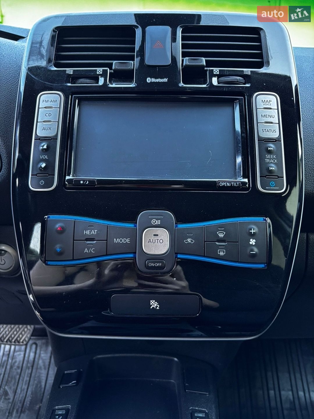 Nissan Leaf 2013 VIN SJNFAAZE0U6006976 фото оголошення 15 з 21