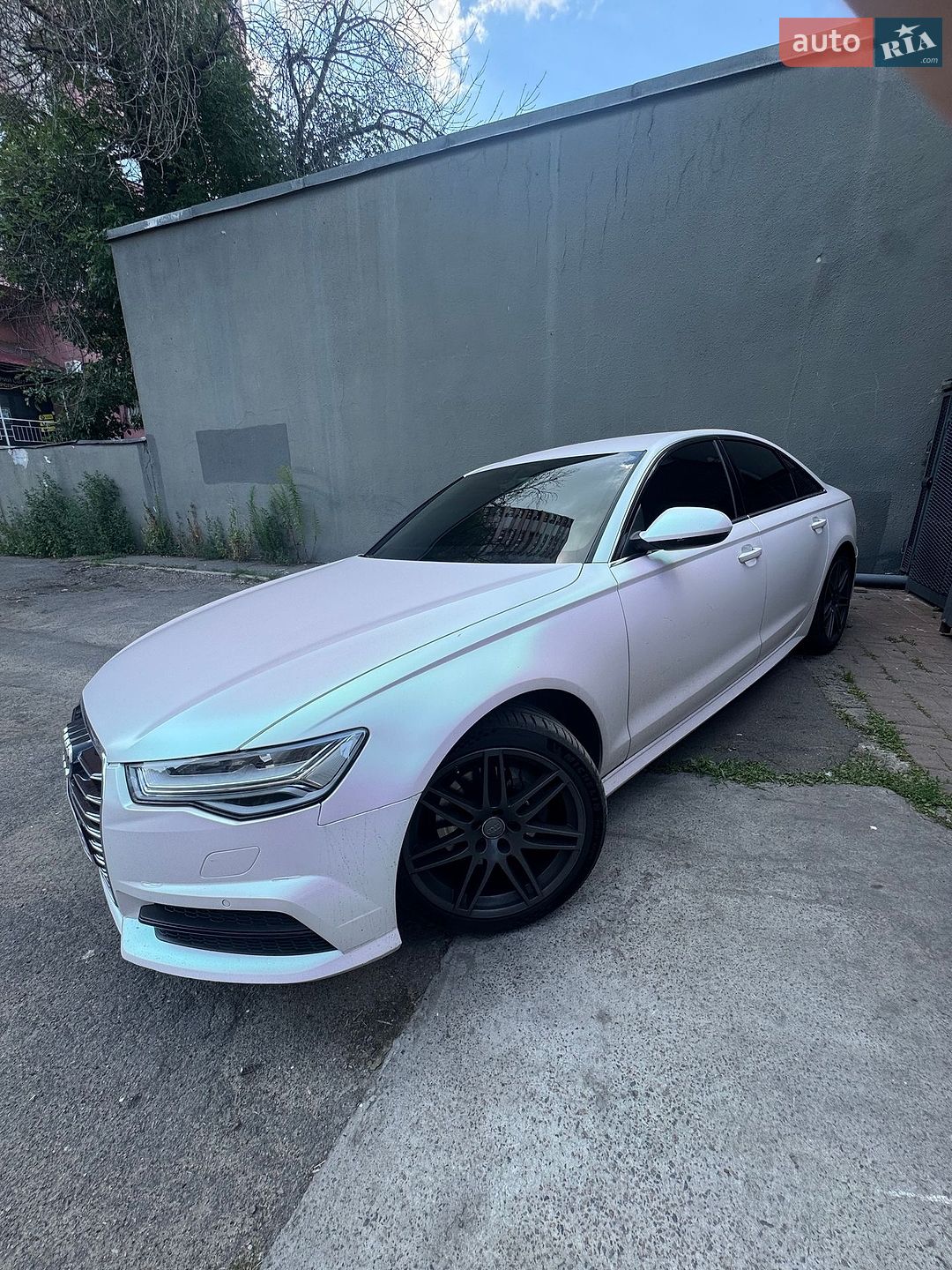 Audi A6 2017 VIN WAUZZZ4G5JN032629 фото оголошення 3 з 11
