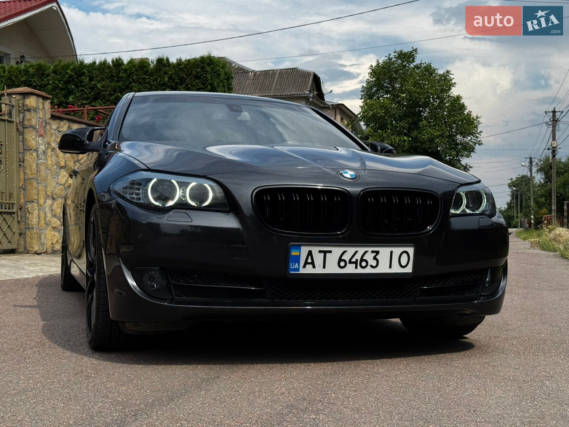 BMW 5 Series 2010 VIN WBAFW31020C555729 фото оголошення 2 з 18