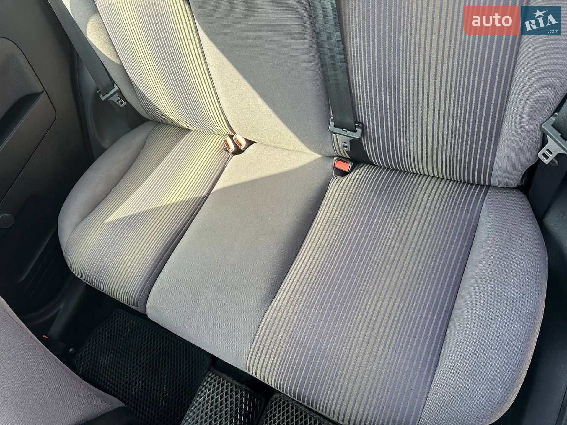 Ford Fusion 2009 VIN WF0UXXGAJU9C08742 фото оголошення 7 з 15