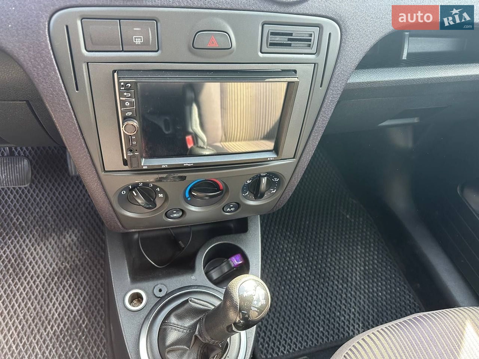 Ford Fusion 2009 VIN WF0UXXGAJU9C08742 фото оголошення 11 з 15
