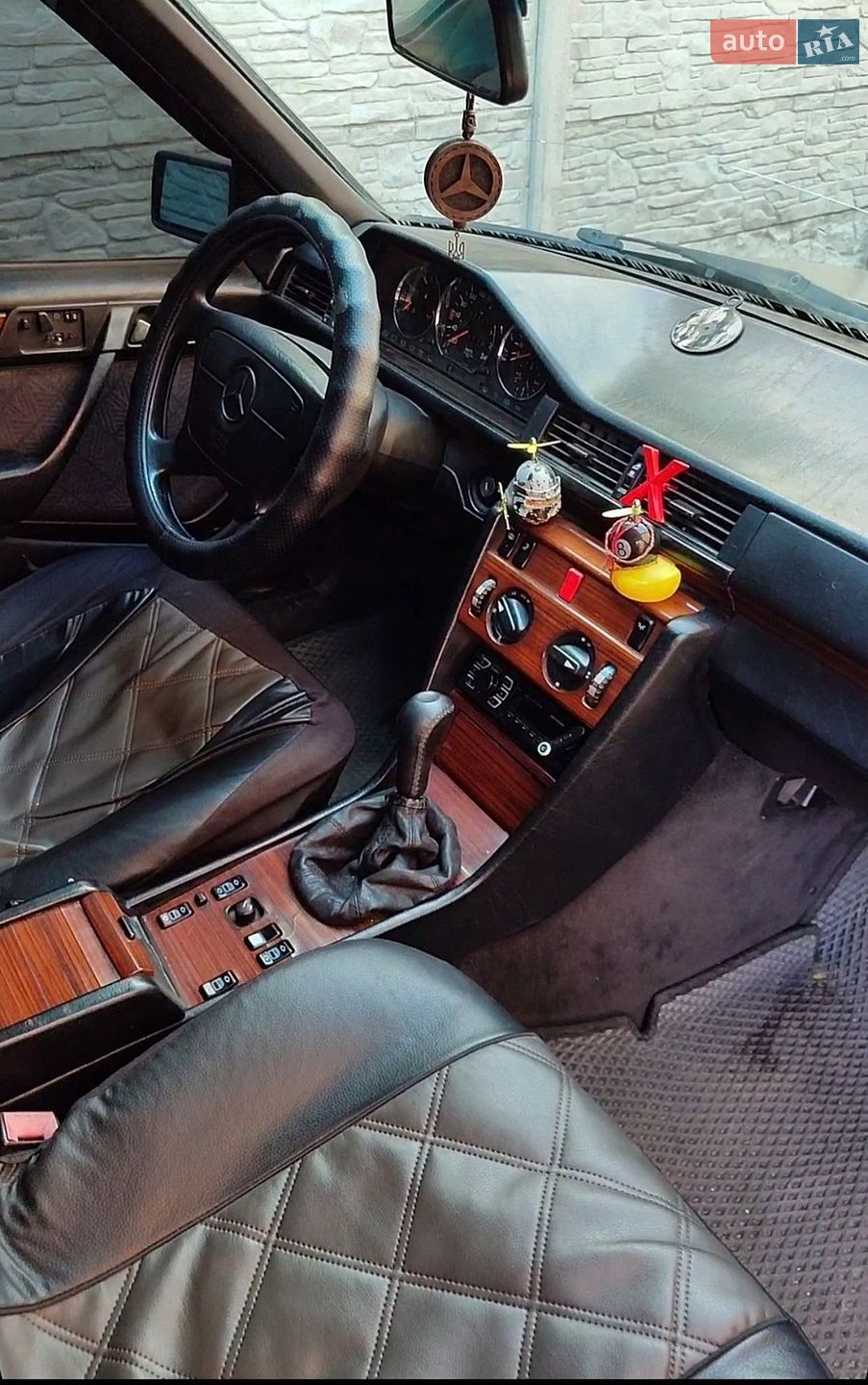 Mercedes-Benz E-Class 1994 VIN WDB1240221J044323 фото оголошення 8 з 8