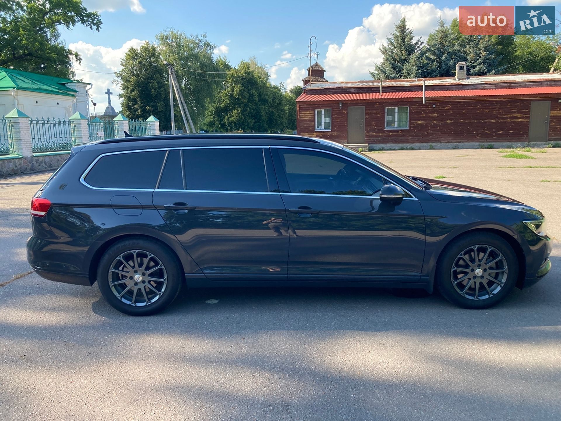 Volkswagen Passat 2018 VIN WVWZZZ3CZJP010146 фото оголошення 4 з 67