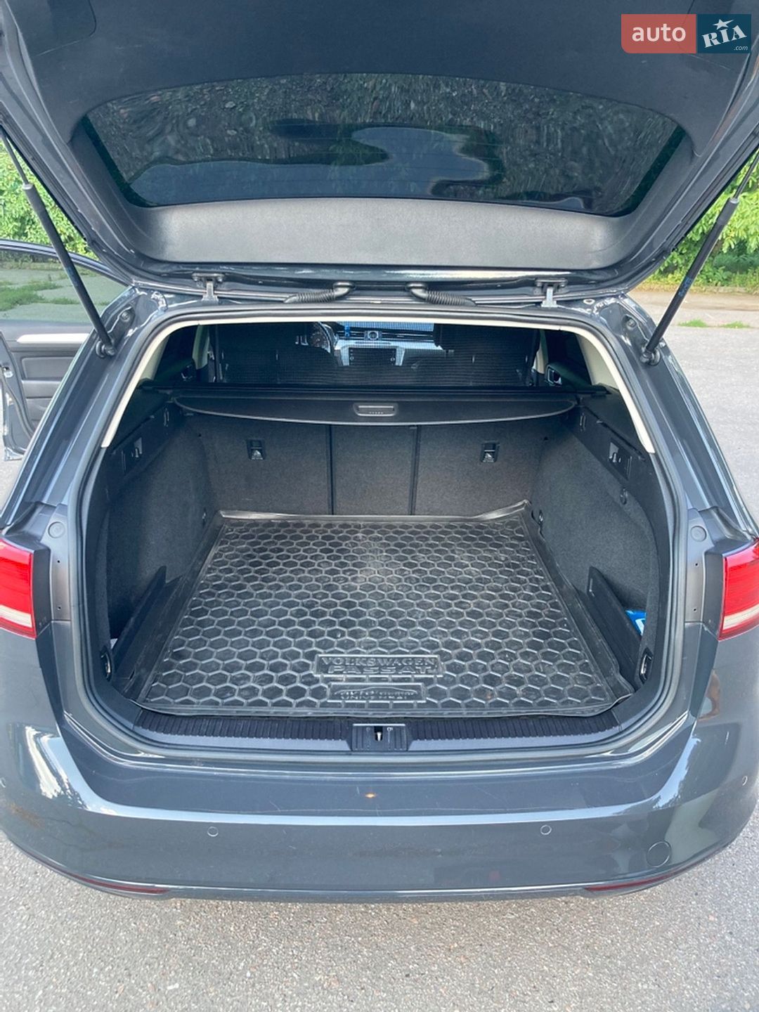 Volkswagen Passat 2018 VIN WVWZZZ3CZJP010146 фото оголошення 21 з 67