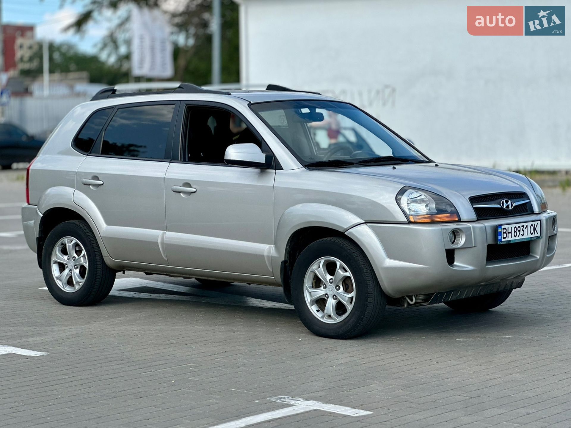 Hyundai Tucson 2008 VIN KMHJN81BP9U963100 фото оголошення 3 з 31