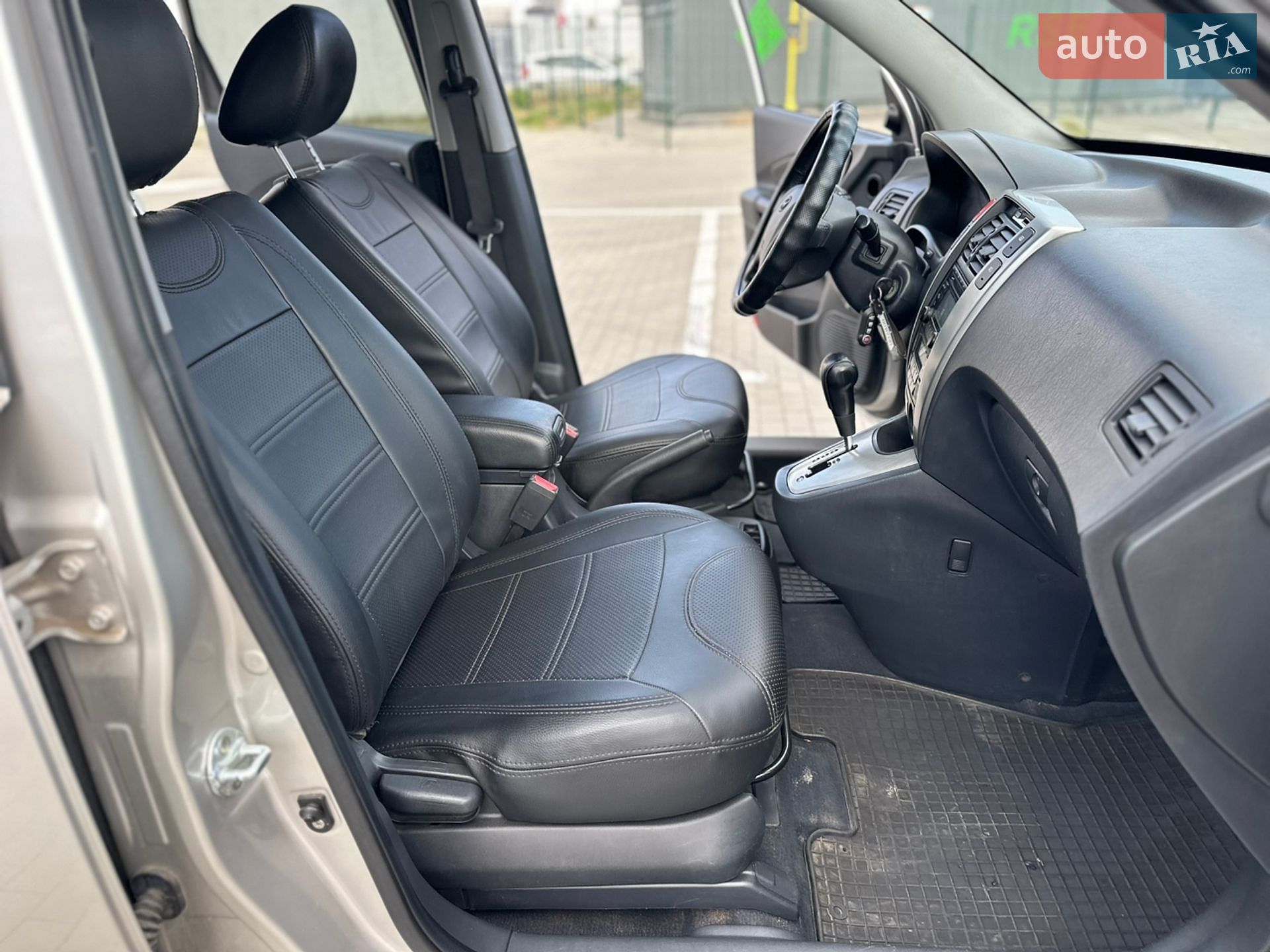 Hyundai Tucson 2008 VIN KMHJN81BP9U963100 фото оголошення 19 з 31