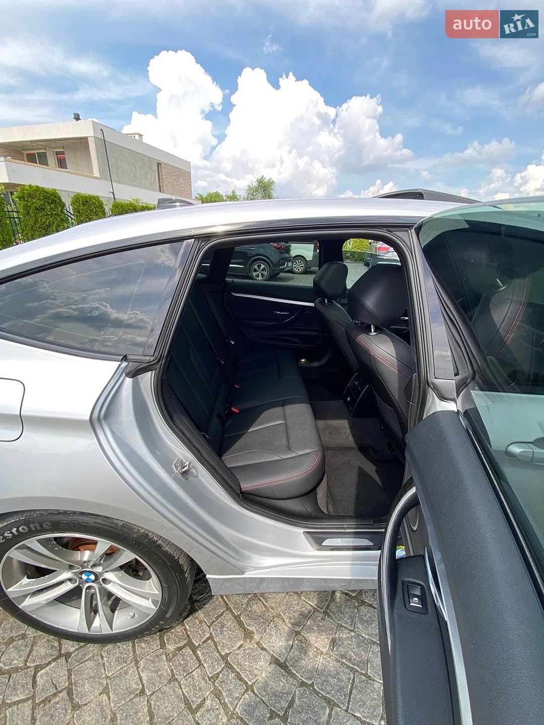 BMW 3 Series GT 2017 VIN WBA8Z9C54JG828627 фото оголошення 9 з 14