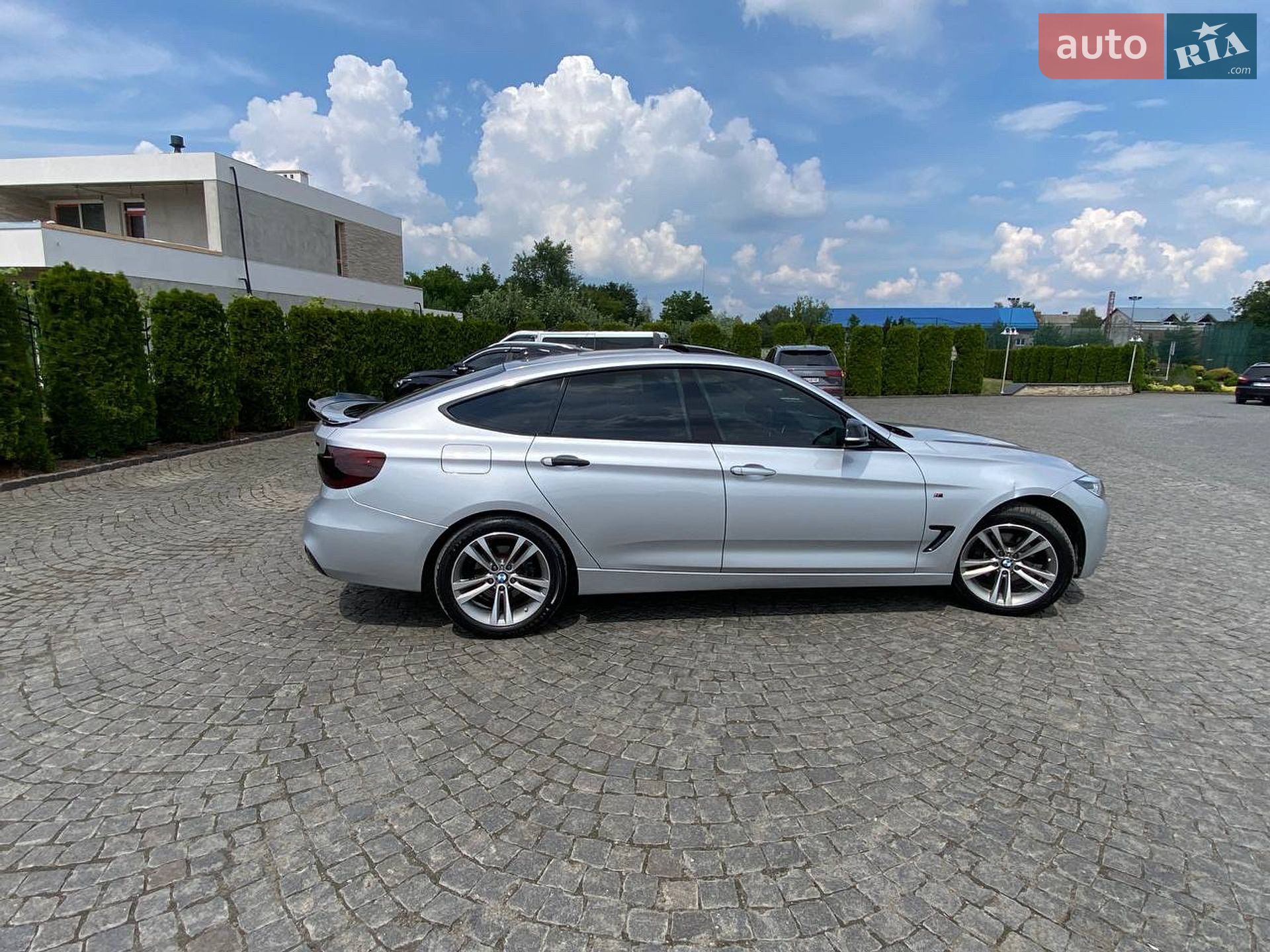 BMW 3 Series GT 2017 VIN WBA8Z9C54JG828627 фото оголошення 5 з 14