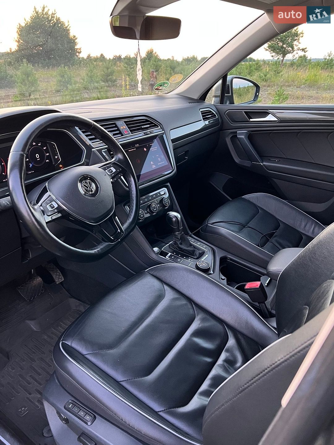 Volkswagen Tiguan Allspace 2019 VIN WVGZZZ5NZKM114937 фото оголошення 12 з 29