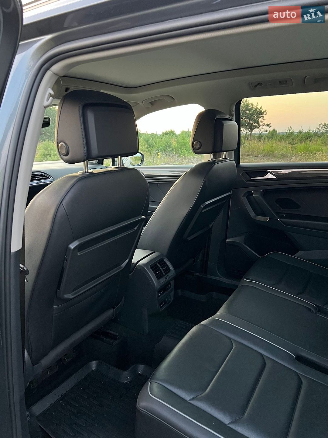Volkswagen Tiguan Allspace 2019 VIN WVGZZZ5NZKM114937 фото оголошення 18 з 29