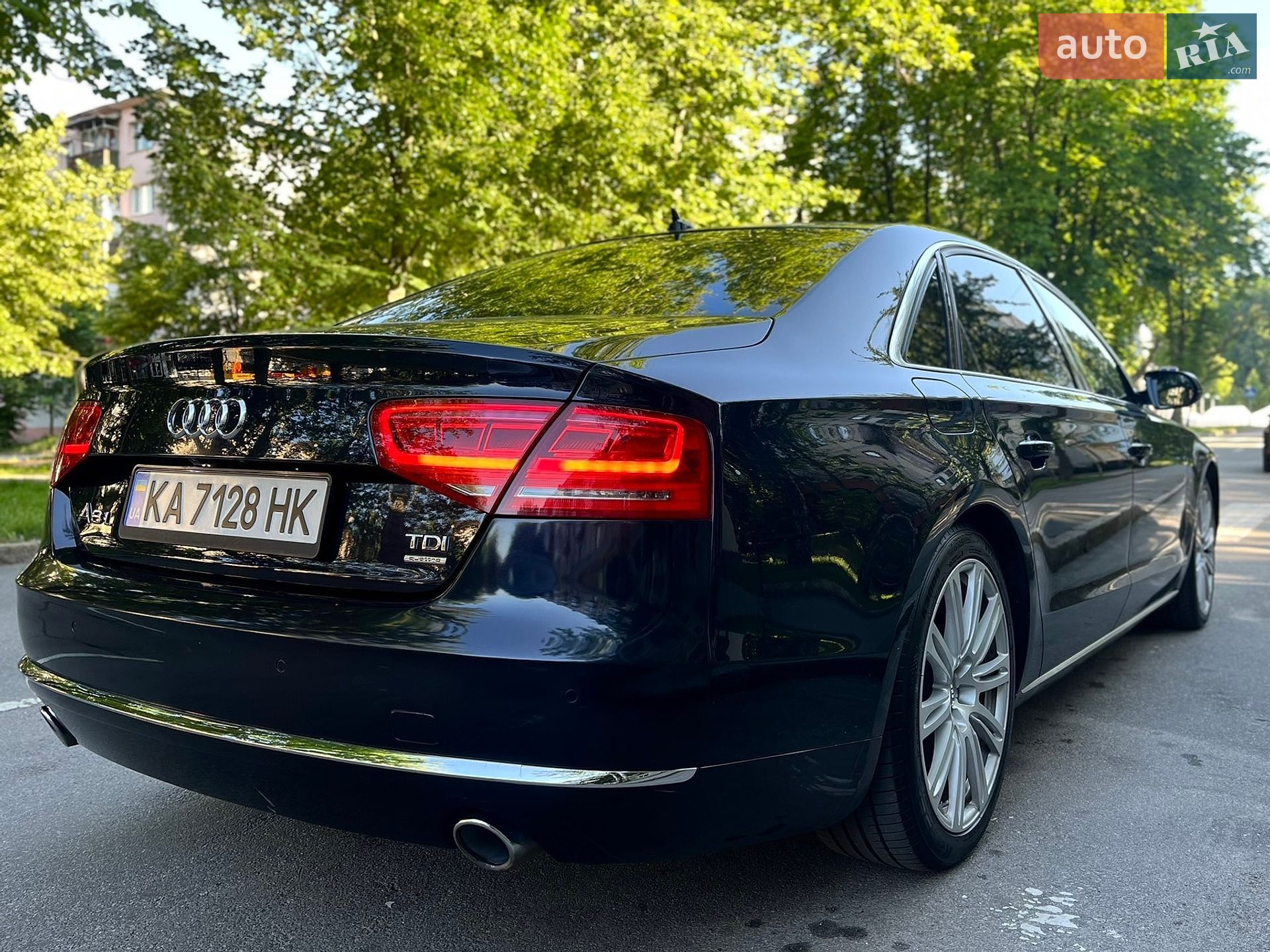 Audi A8 2010 VIN WAUZZZ4H5BN009118 фото оголошення 17 з 90