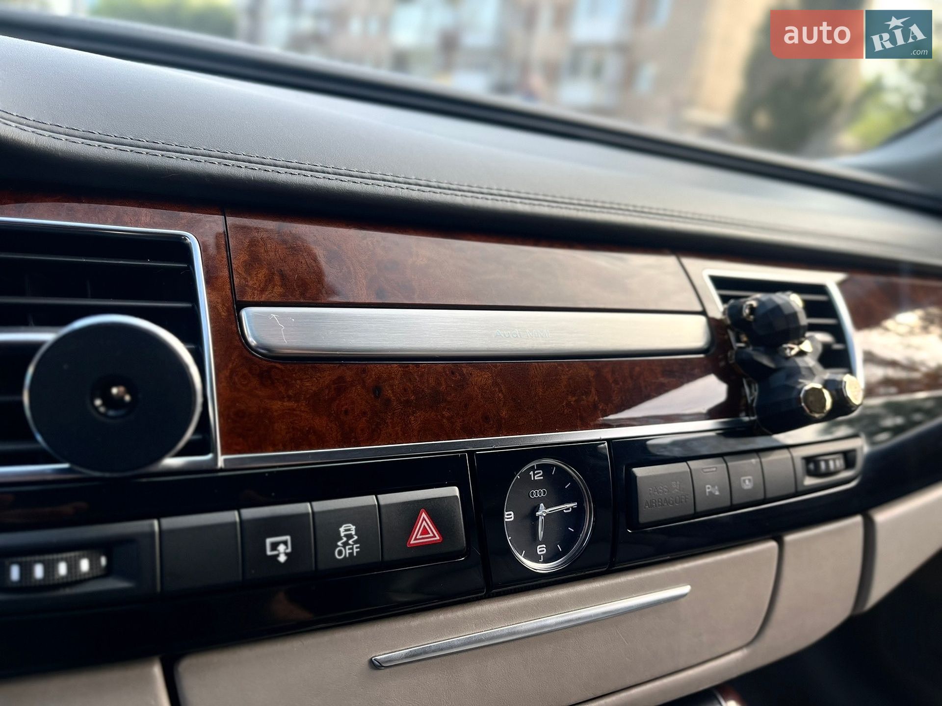Audi A8 2010 VIN WAUZZZ4H5BN009118 фото оголошення 55 з 90
