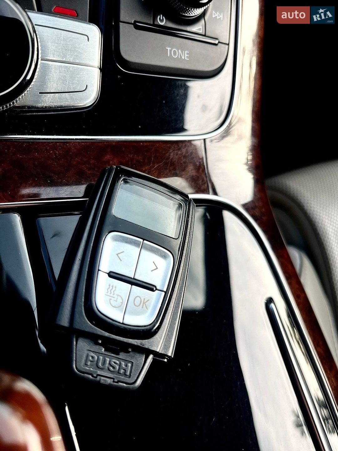 Audi A8 2010 VIN WAUZZZ4H5BN009118 фото оголошення 56 з 90