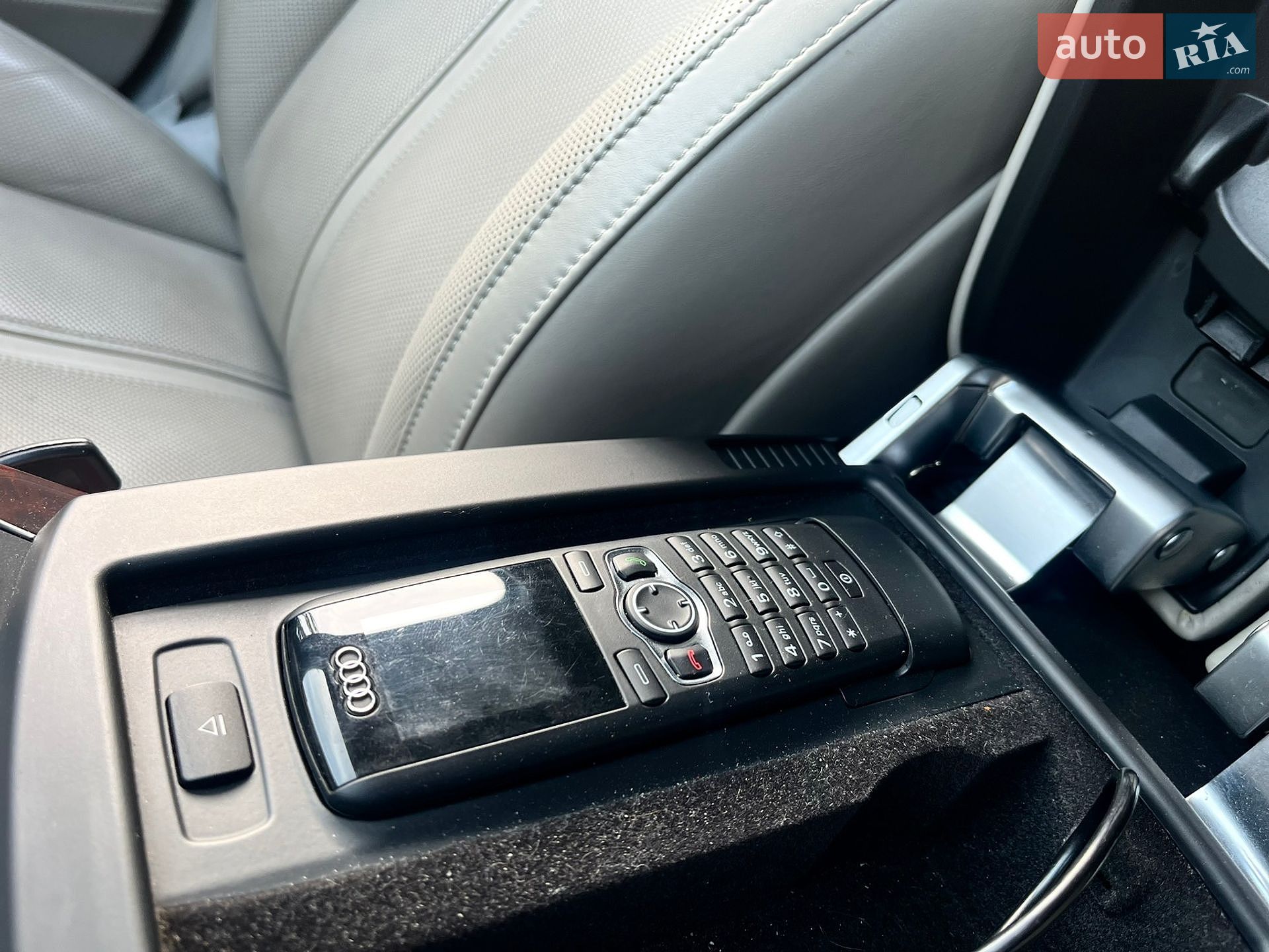 Audi A8 2010 VIN WAUZZZ4H5BN009118 фото оголошення 57 з 90
