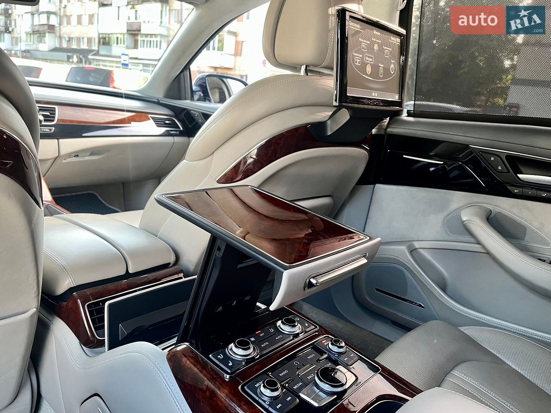Audi A8 2010 VIN WAUZZZ4H5BN009118 фото оголошення 64 з 90