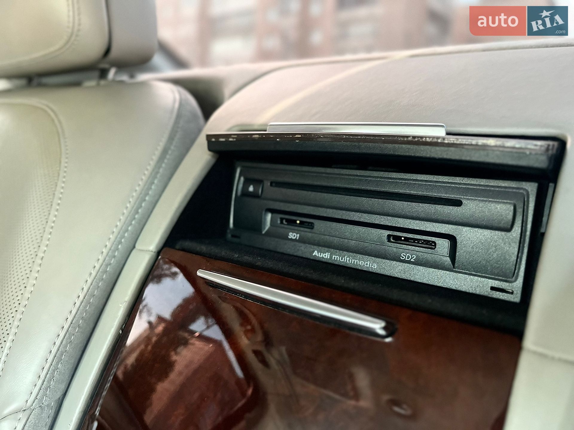 Audi A8 2010 VIN WAUZZZ4H5BN009118 фото оголошення 72 з 90