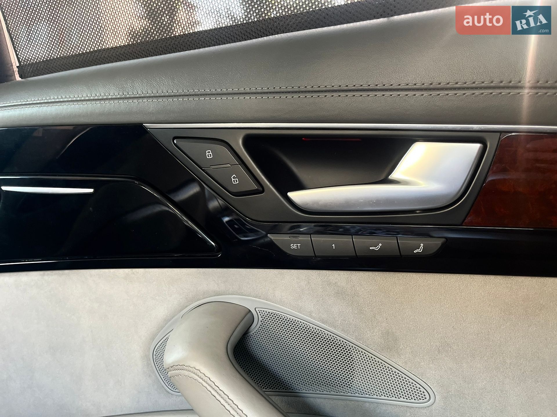 Audi A8 2010 VIN WAUZZZ4H5BN009118 фото оголошення 75 з 90