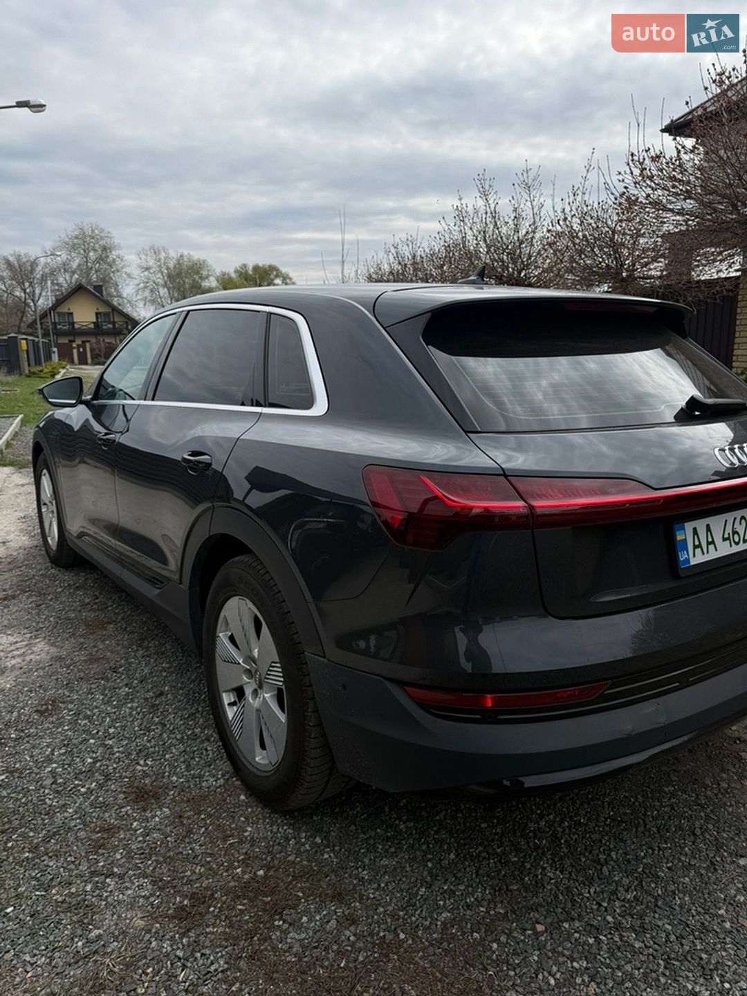 Audi e-tron 2020 VIN WAUZZZGE2LB036832 фото оголошення 4 з 19