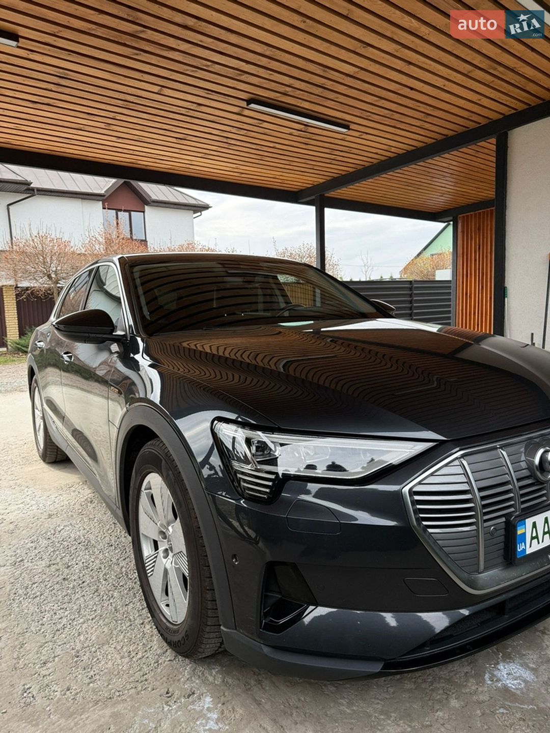 Audi e-tron 2020 VIN WAUZZZGE2LB036832 фото оголошення 16 з 19