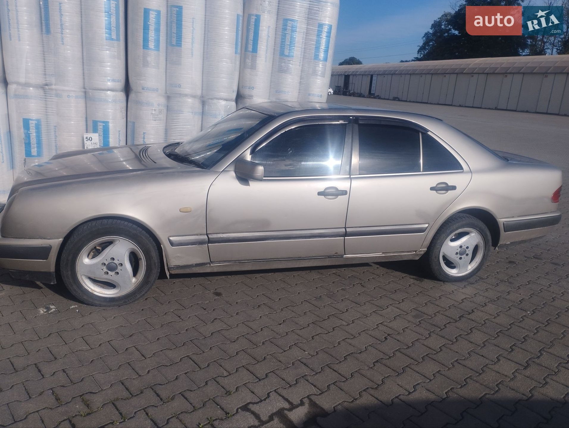 Mercedes-Benz E-Class 1995 VIN WDB2100371A012898 фото оголошення 2 з 5