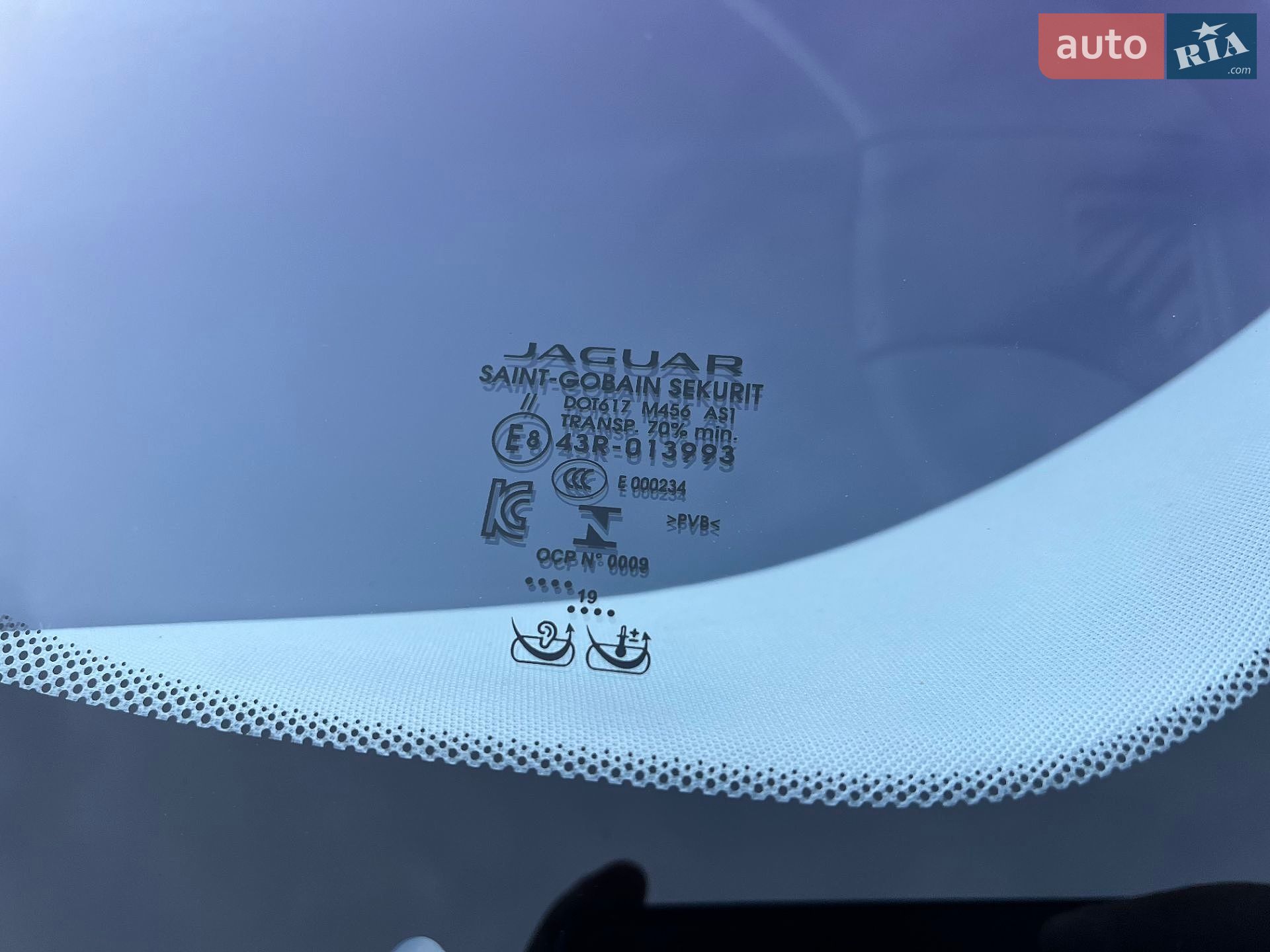 Jaguar I-Pace 2019 VIN SADHB2S11L1F81223 фото оголошення 10 з 33