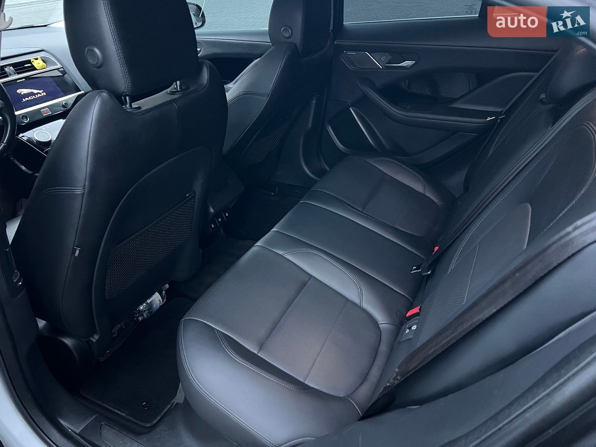 Jaguar I-Pace 2019 VIN SADHB2S11L1F81223 фото оголошення 16 з 33